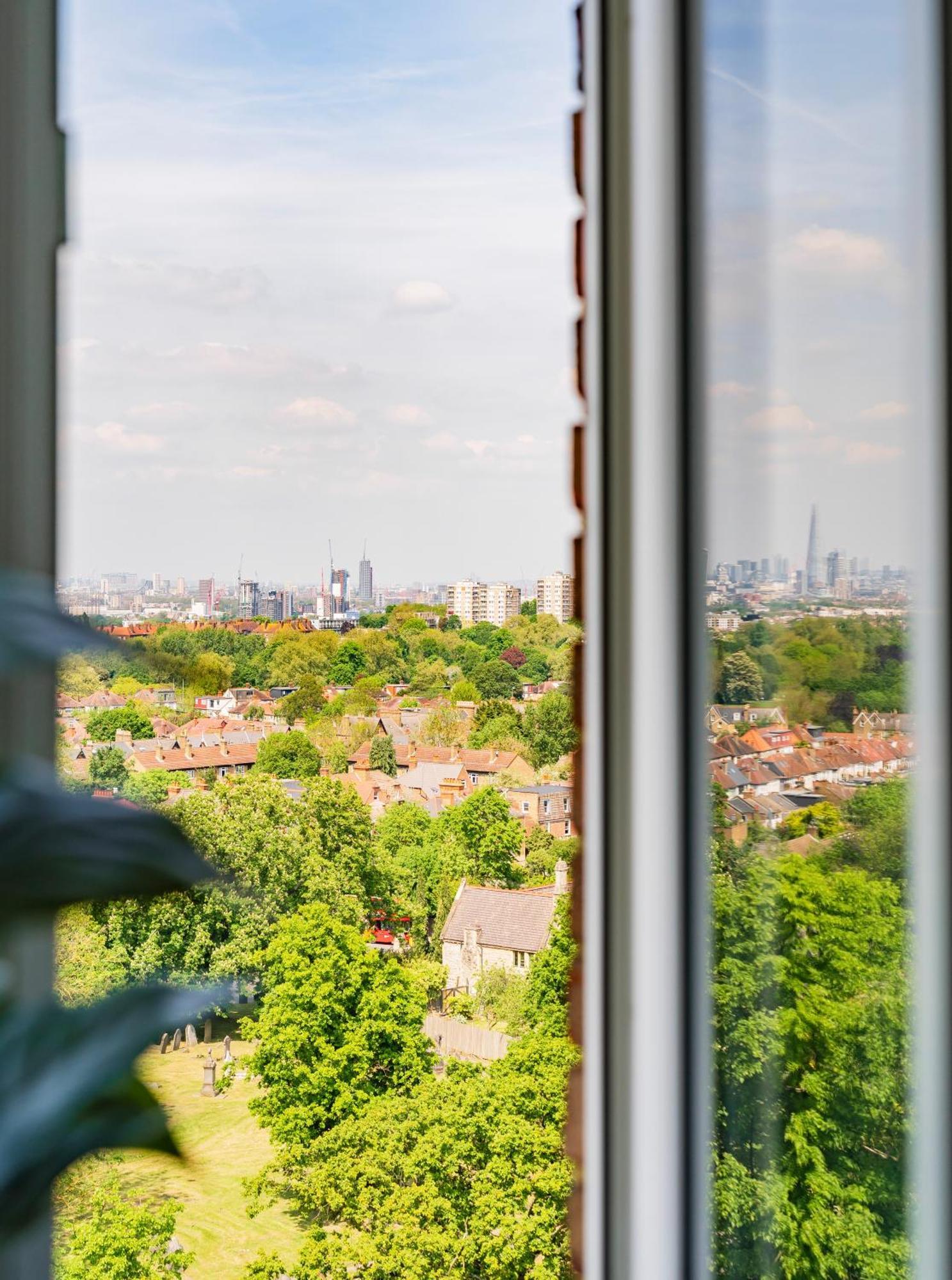Apartment Charming Ldn With Free Parking London