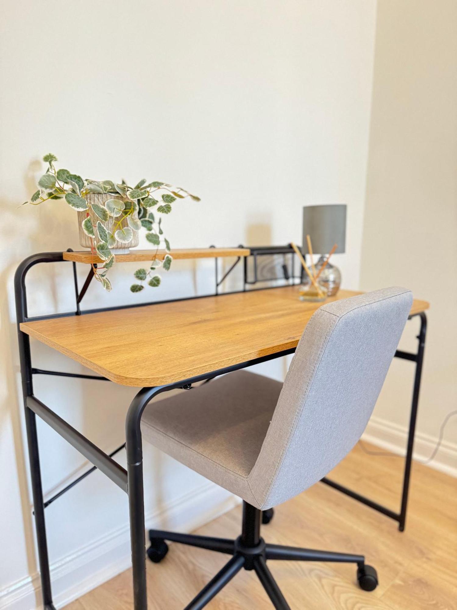 Bright & Large 3 Bed Flat In Appartement Londen