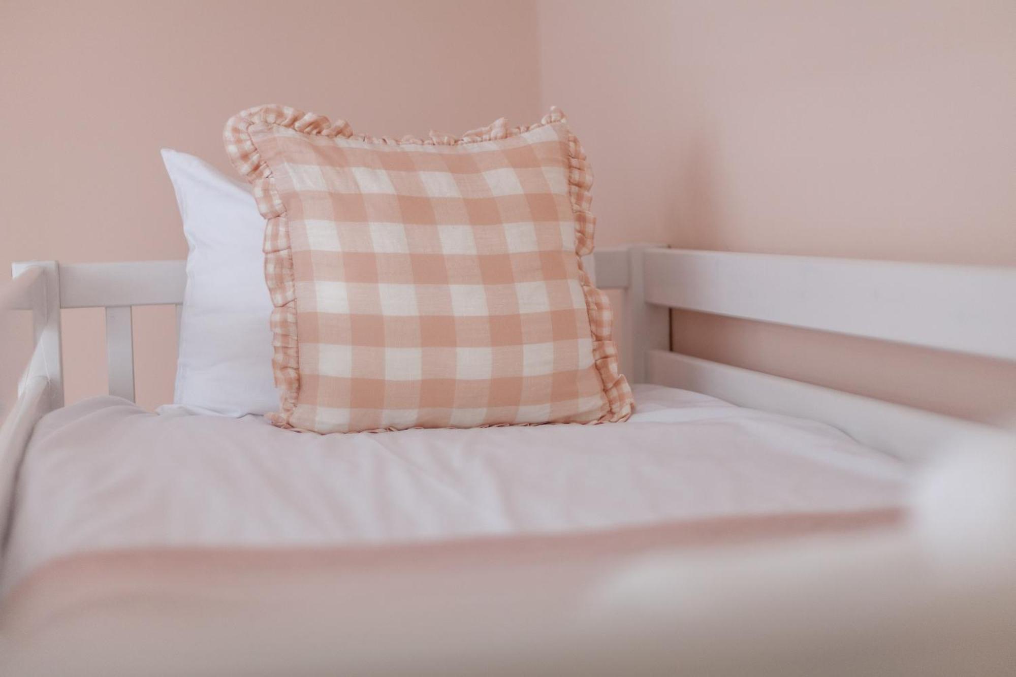 Stylish & Central 2-bed, 2-bath In Notting Hill Apartment
