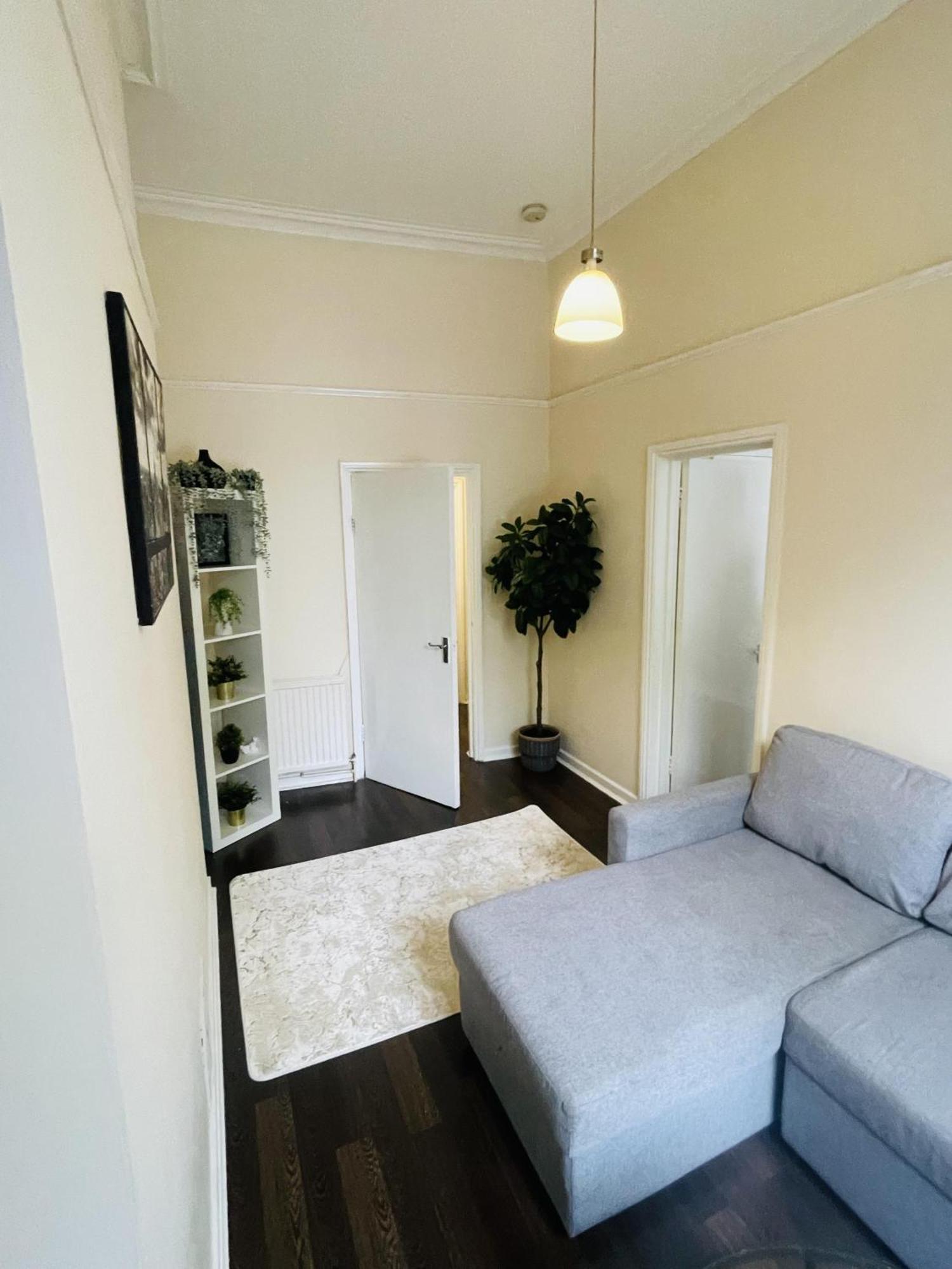 Captivating 2-bed In Paddington Appartement Londen