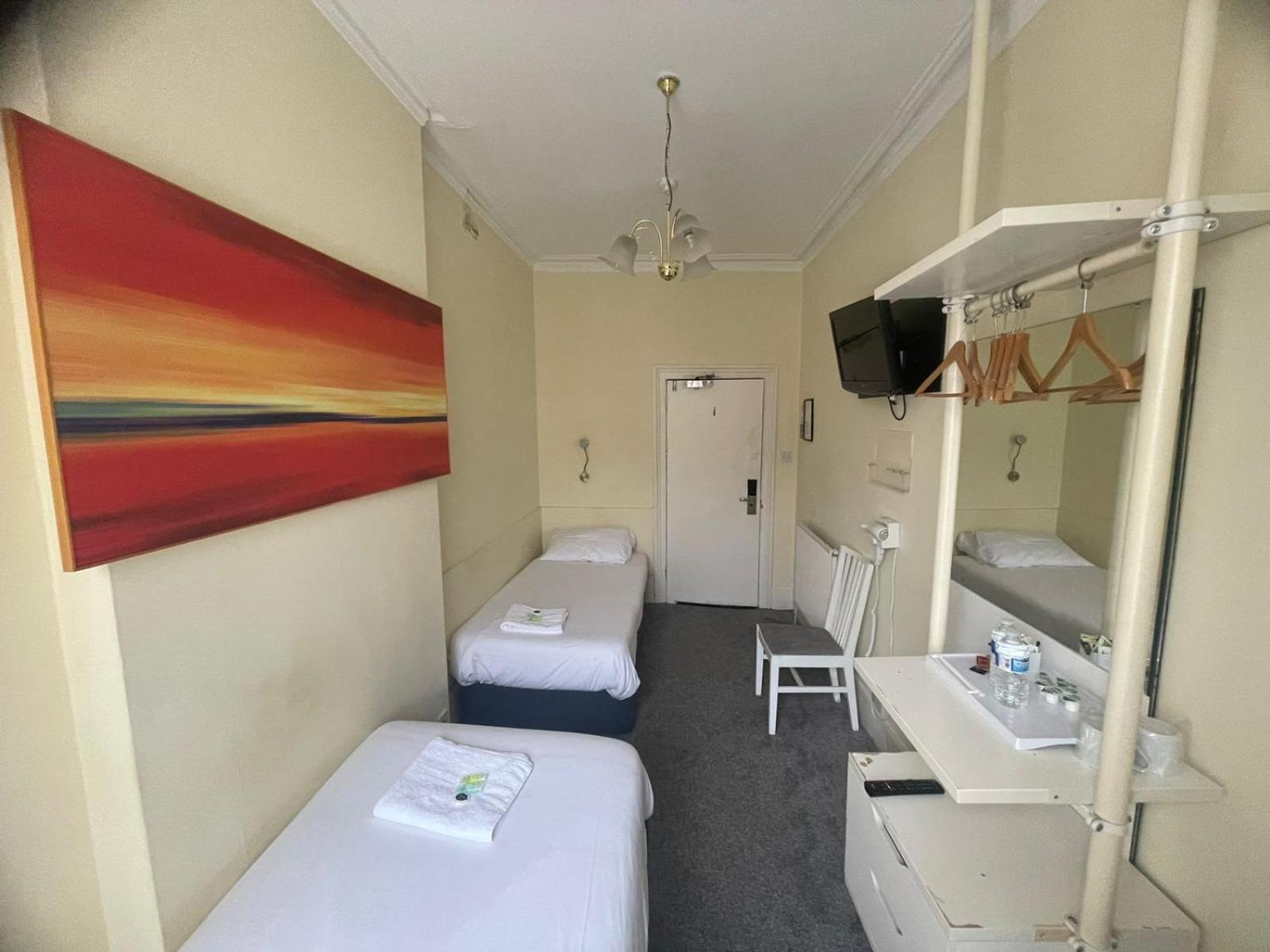 Manor London