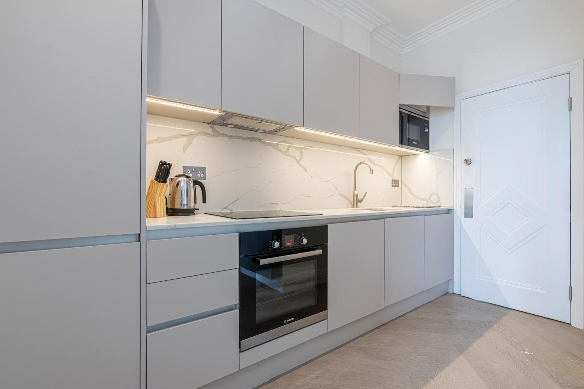 Modern Near Harrods And The Science Museum * London