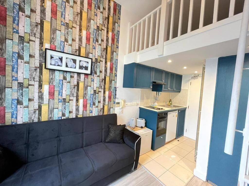 Portobello Road Artistic 'budget' Apartamento