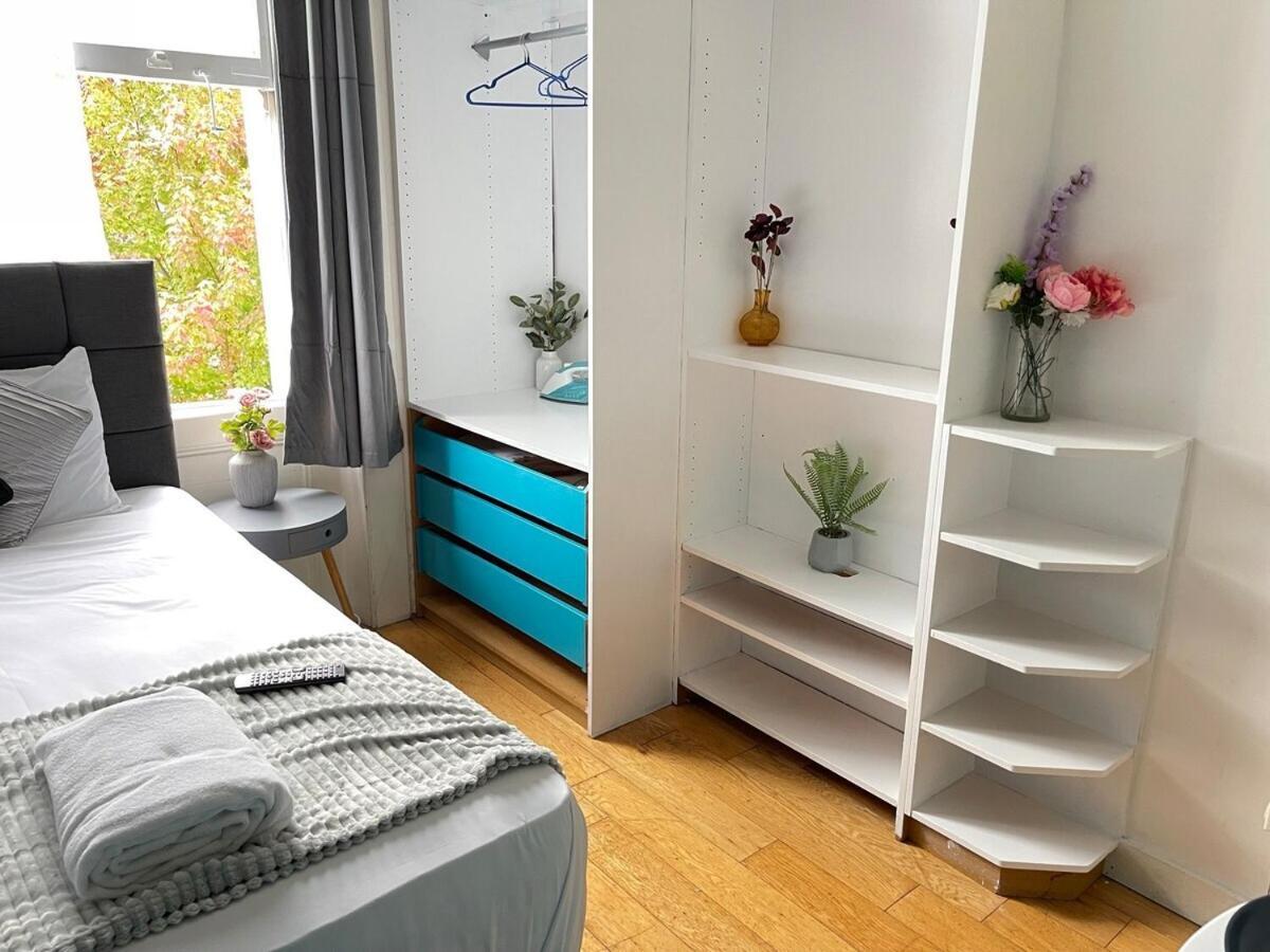 Portobello Road Artistic 'budget' Apartamento Londres