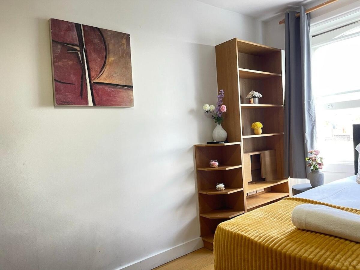 Portobello Road Artistic 'budget' Apartamento *