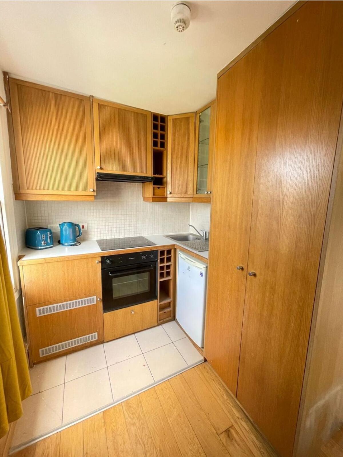 Portobello Road Artistic 'budget' Apartamento *