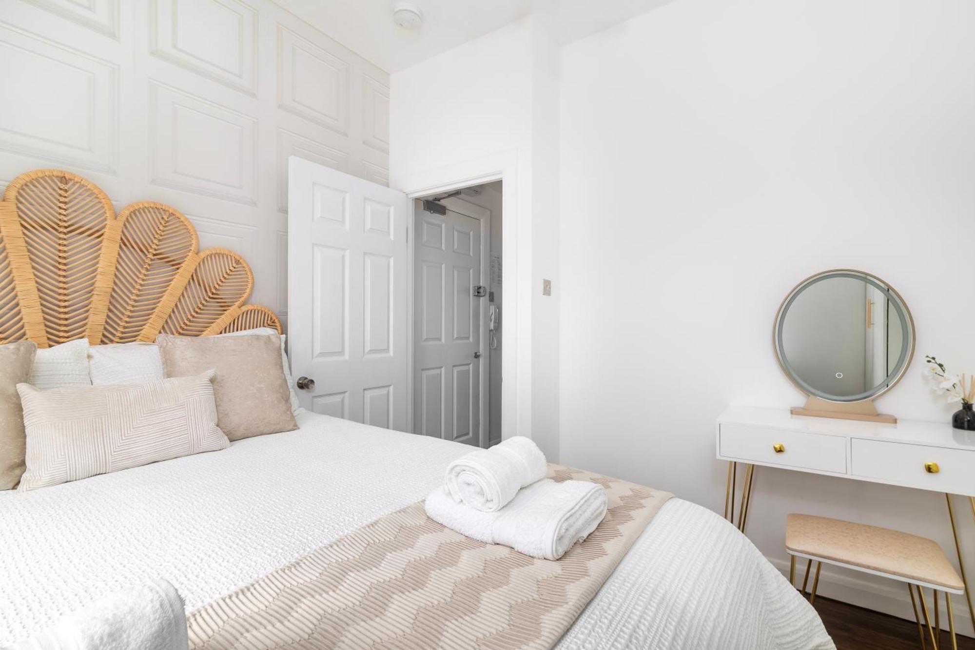 Cosy In Queens Park Appartement Londen