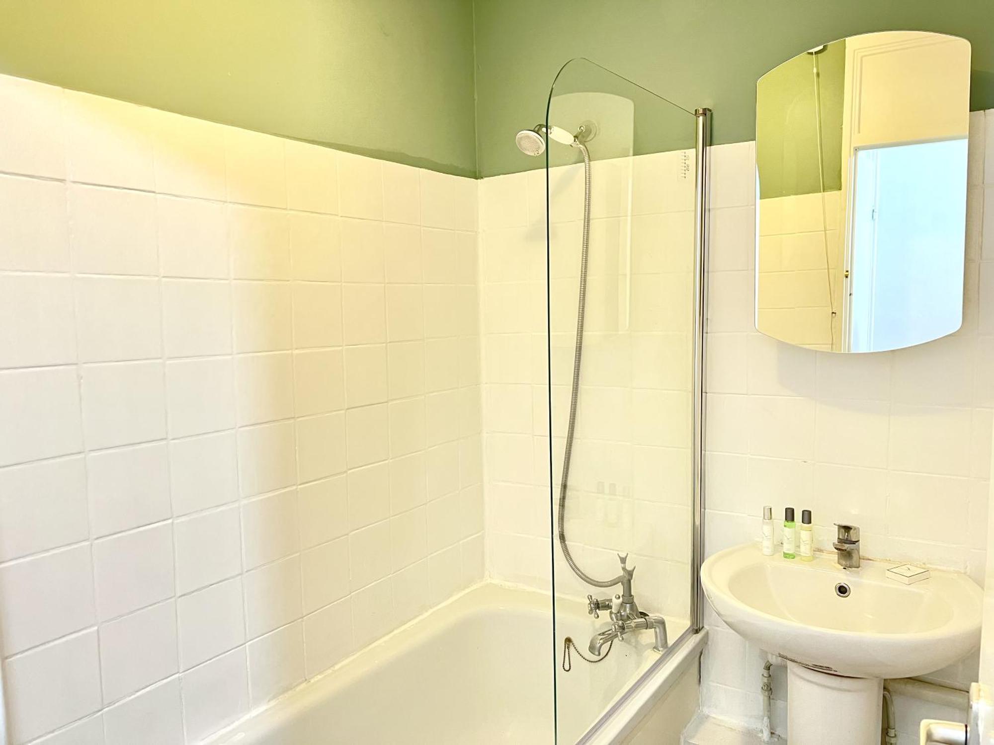 Paddington 3 Bedroom Apartment London
