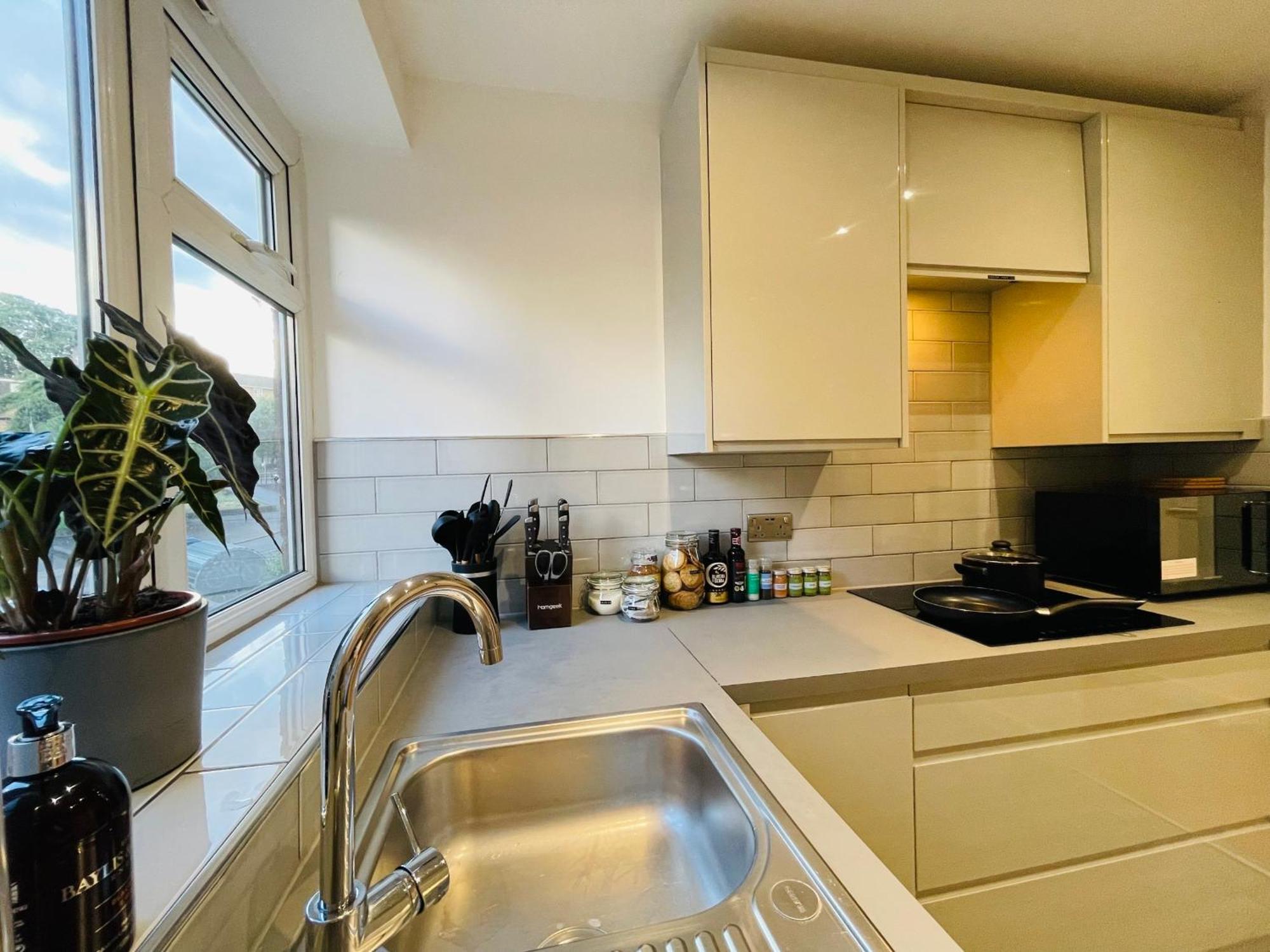 Greenwich By Sleepy Apartment London