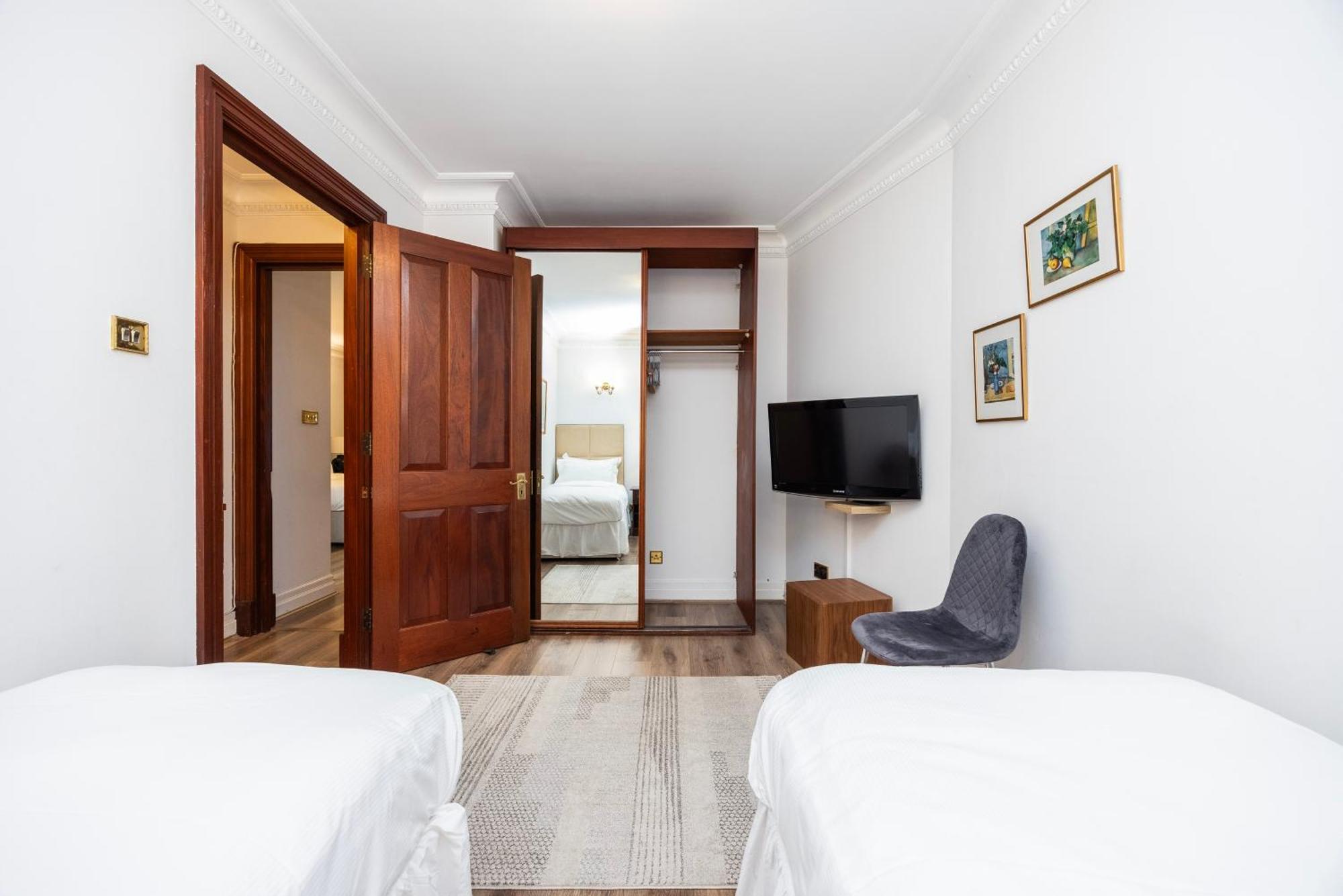 Apartahotel Carlton Court - Mayfair