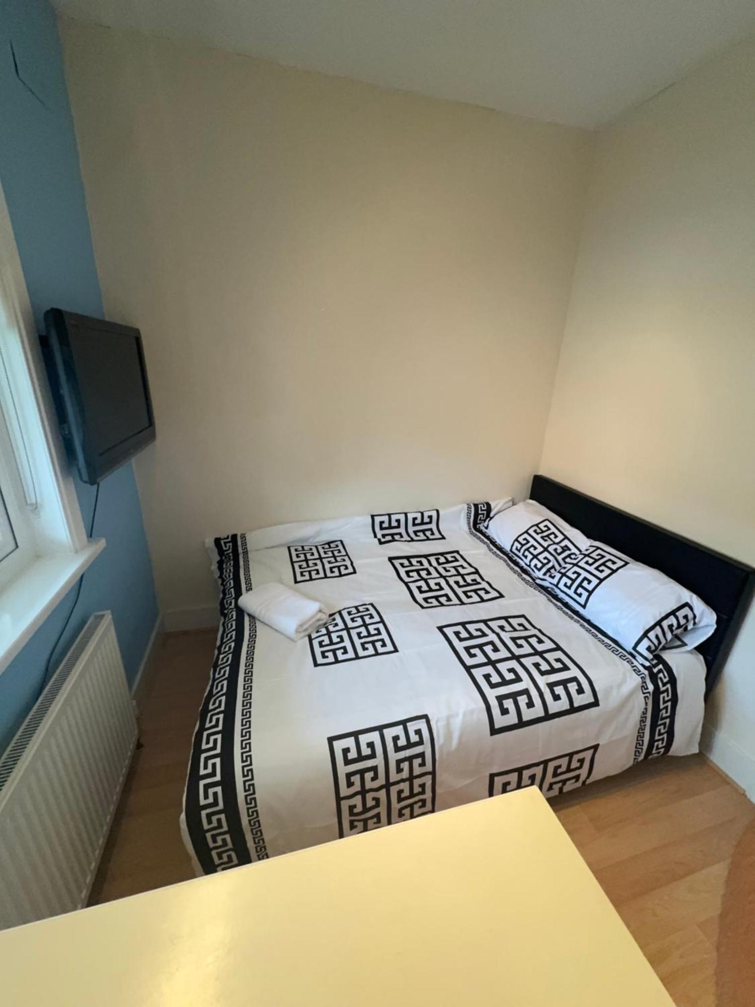 Dreamwell Flats * London