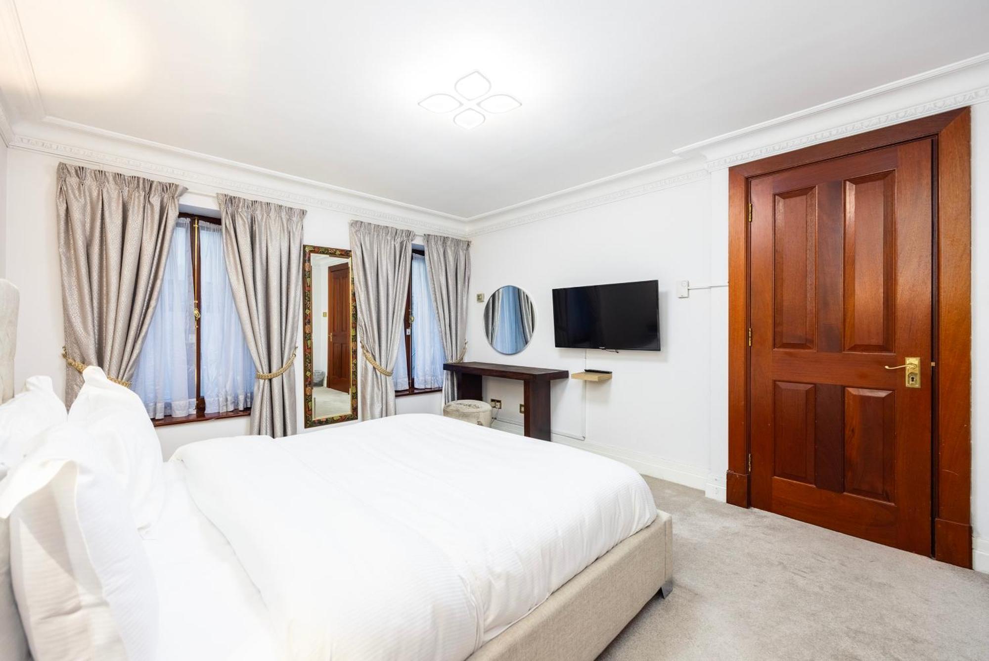 Aparthotel Carlton Court - Mayfair London
