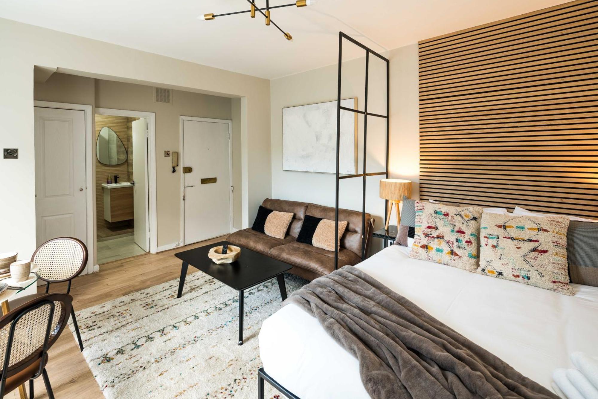 Apartment N65 Re London