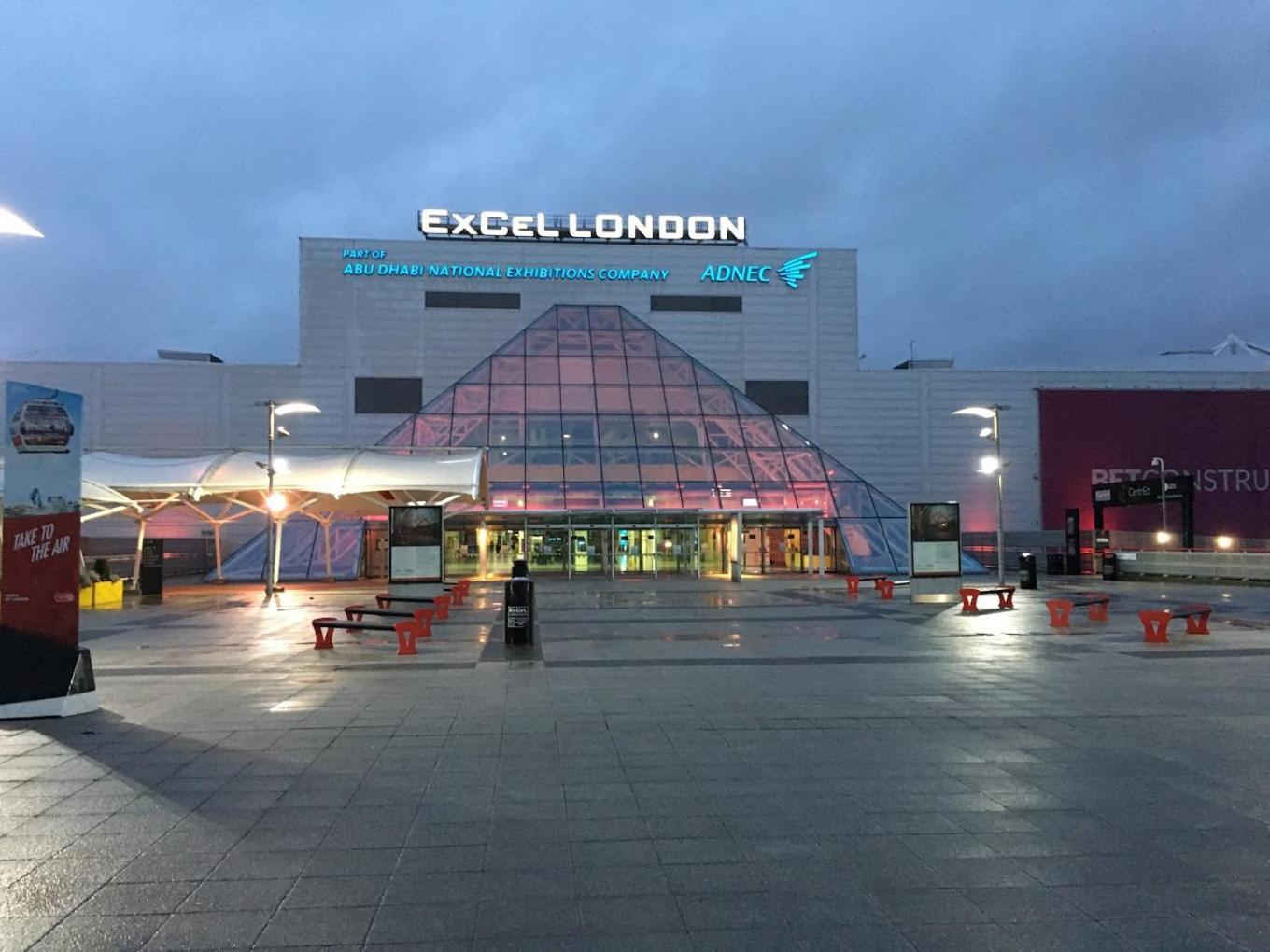 Roomzzz Near The Excel Exhibition Centre Royal Victoria O2 Arena Central 24 Hour Self Check-in Gasthuis *