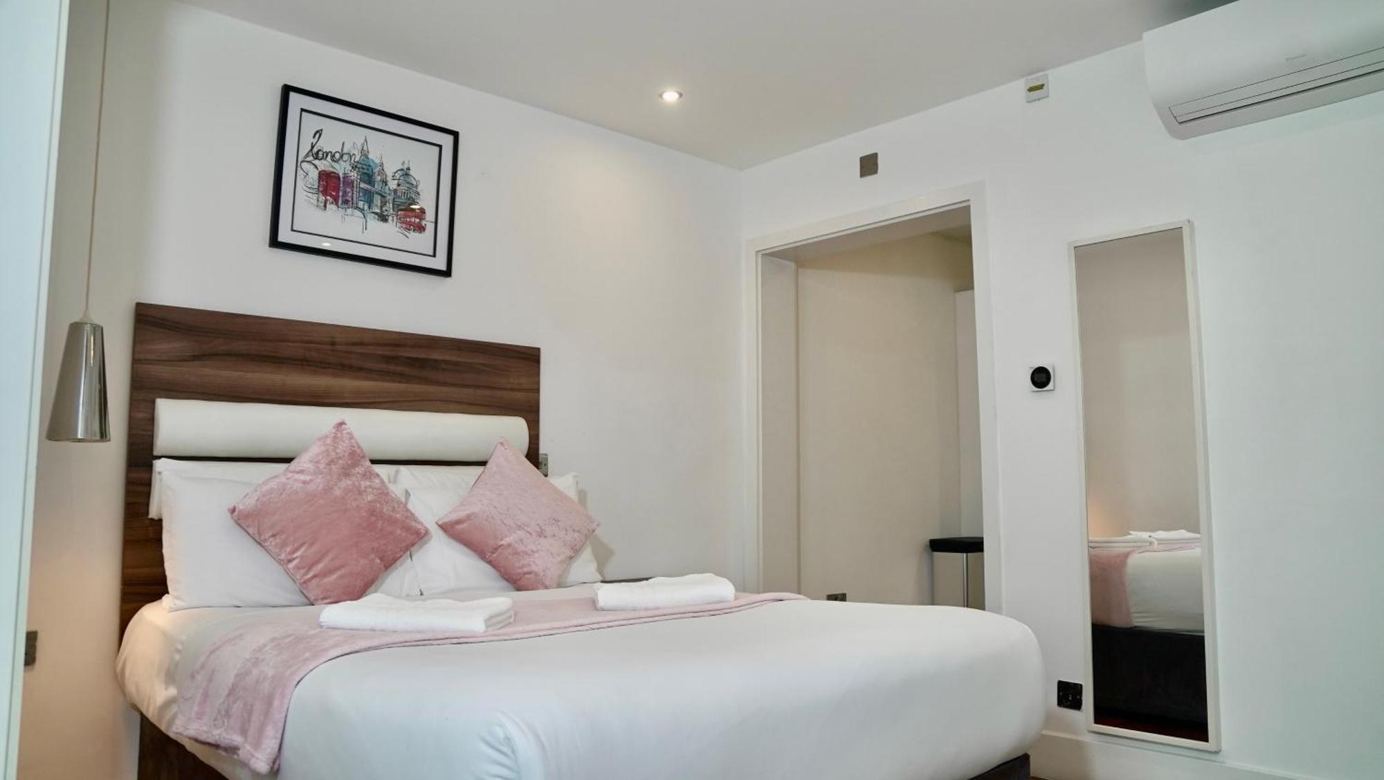 Apartment Camden Prime 4*