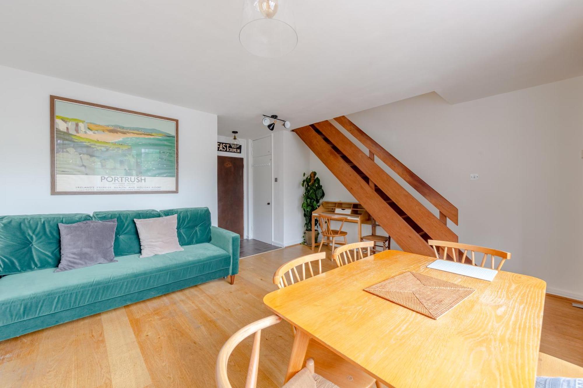 Vibrant & Homely 2bd Flat - Angel Appartement Londen