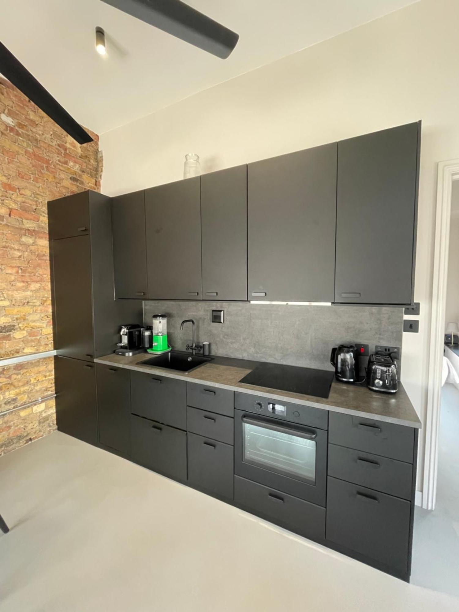 Sleek & 1bd Flat - Battersea Park * London