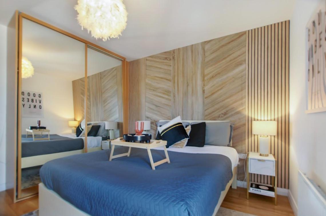 Unique Sky View -2 Bed Apartamento