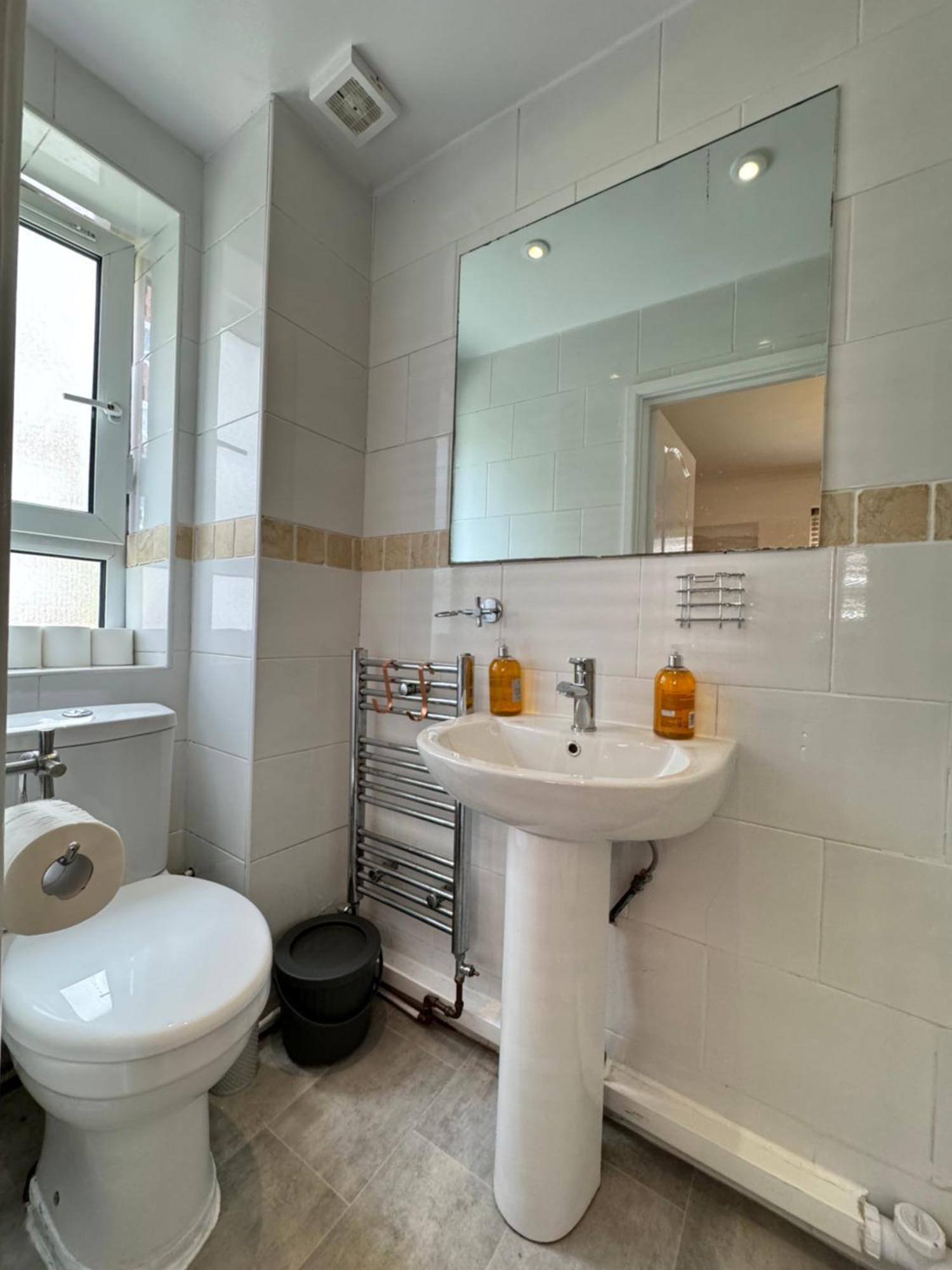 Spacious 3bd Flat Close To Tube - Fulham! Apartment *