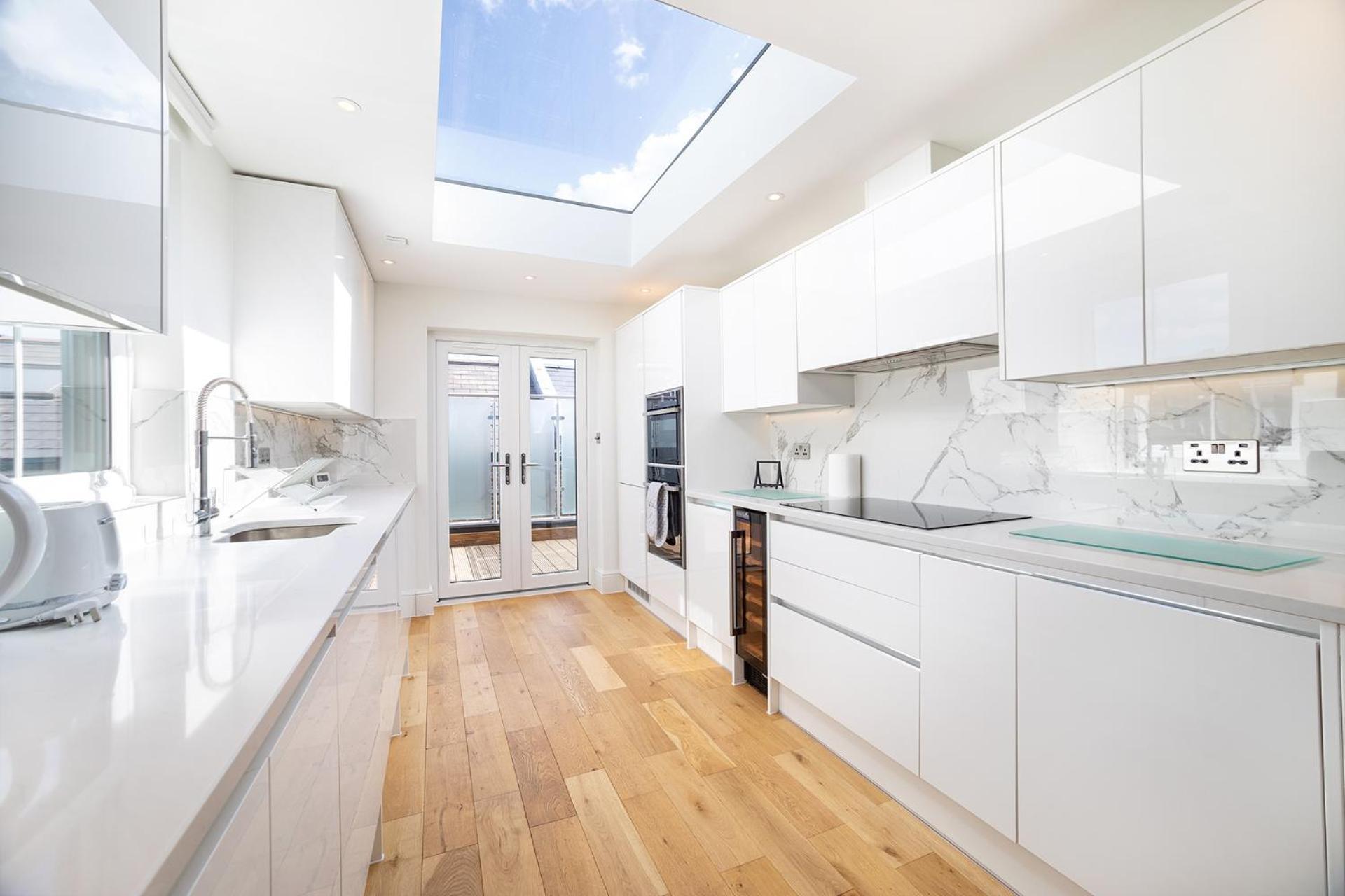 Private Terrace Fulham 3 Bed 2 Baths Apartment London