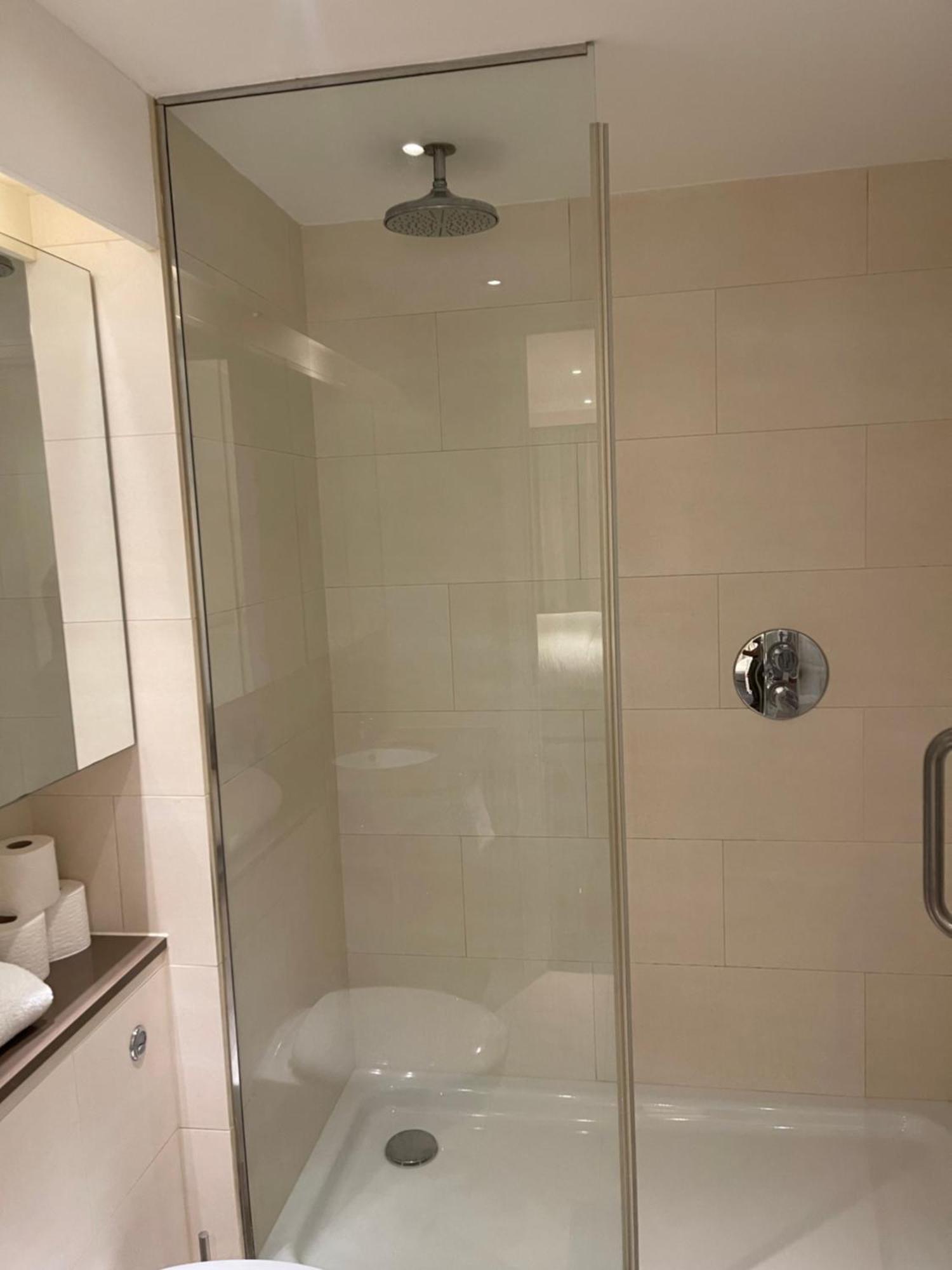 Apartamento Modern Luxury 2 Bedroom In Excel Londres
