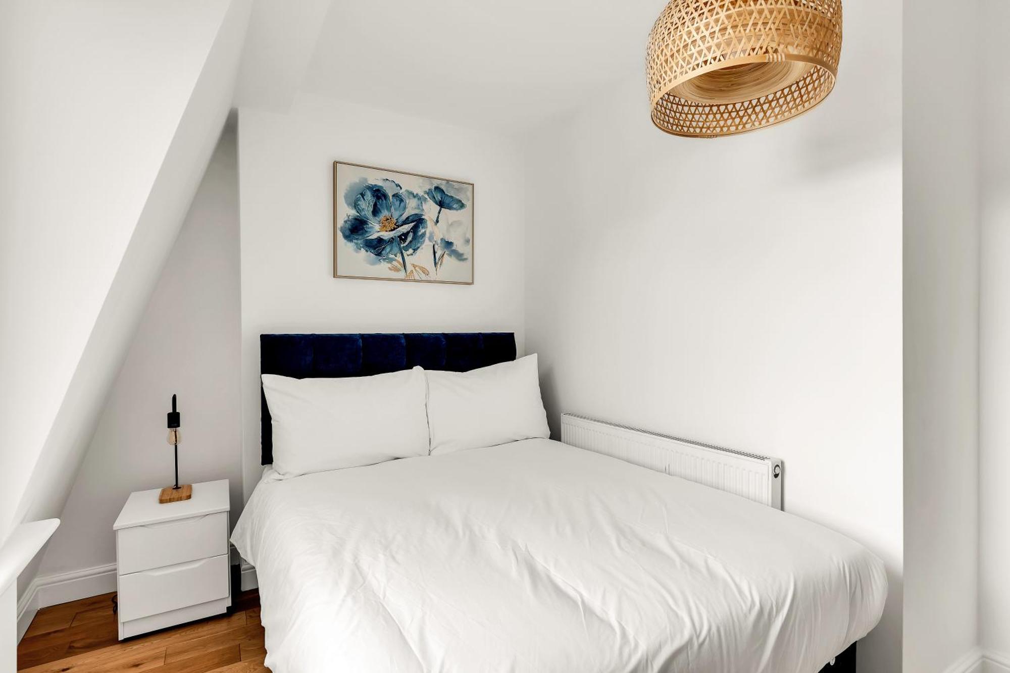 Contemporary Oasis In Paddington Apartment *