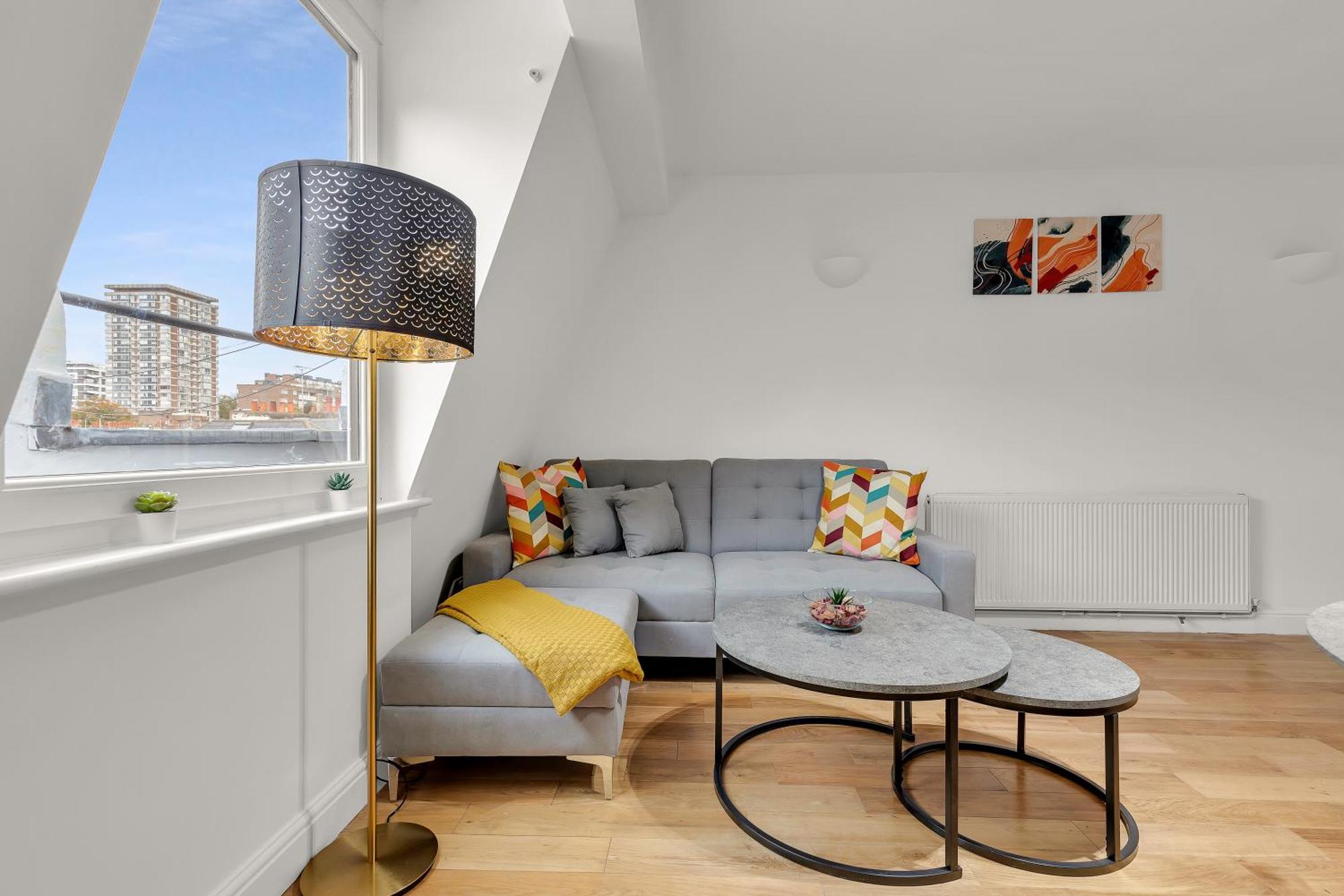 Contemporary Oasis In Paddington Apartment