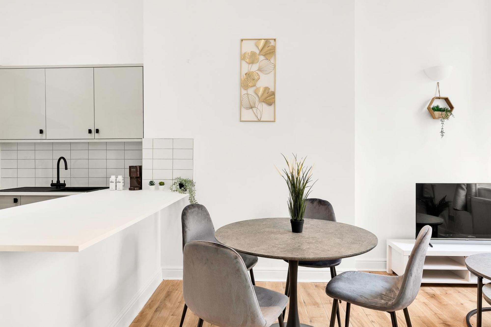 Apartment Contemporary Oasis In Paddington *
