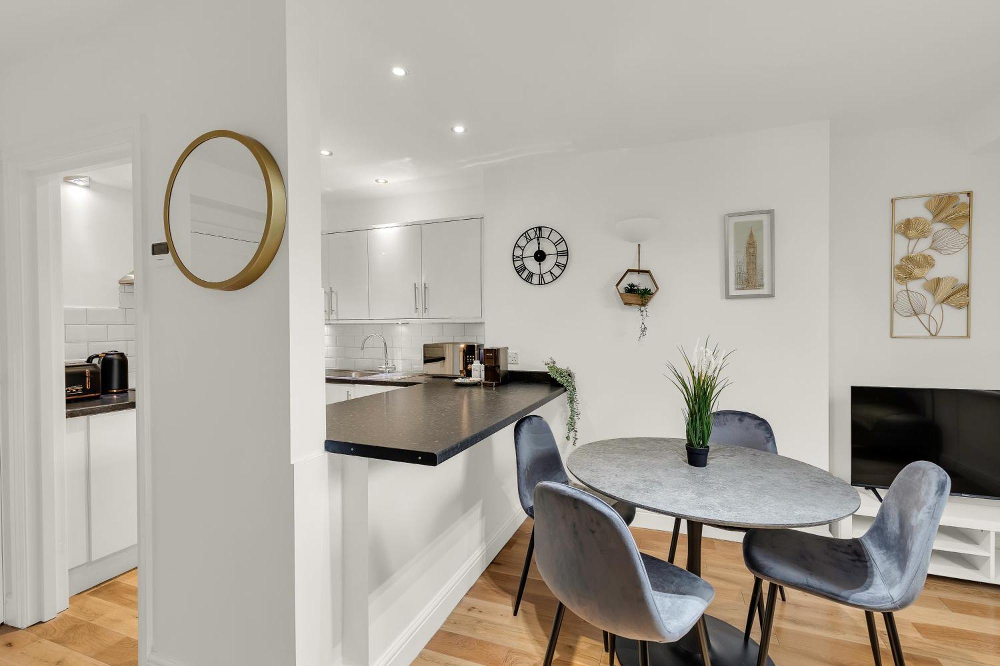 Contemporary Oasis In Paddington Apartment London