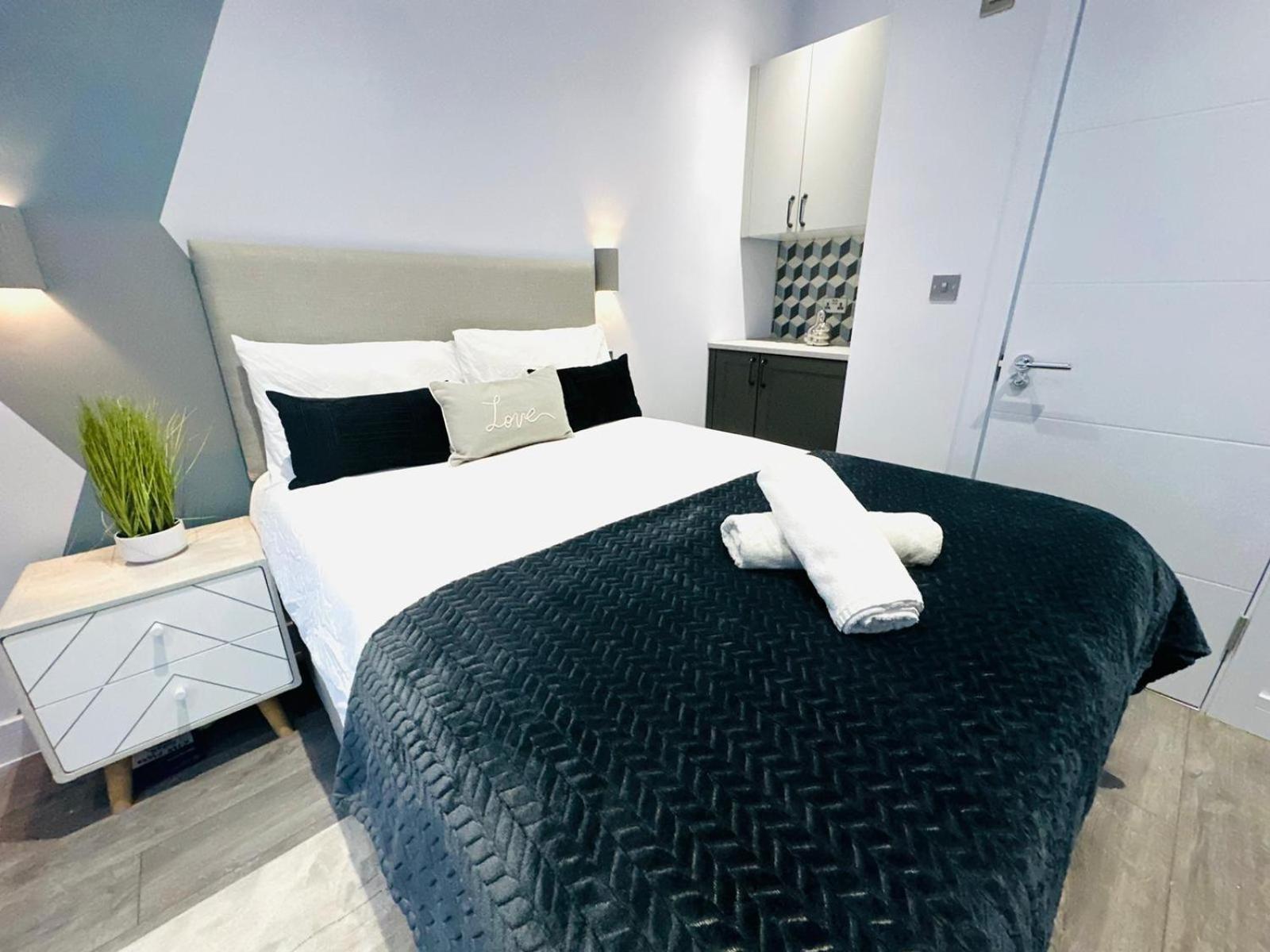 Sw18 Great Location Perfect For Tourist Gasthof