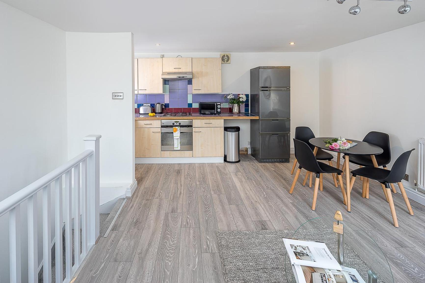 Modern 2-bedroom Flat In Vibrant East * Londen