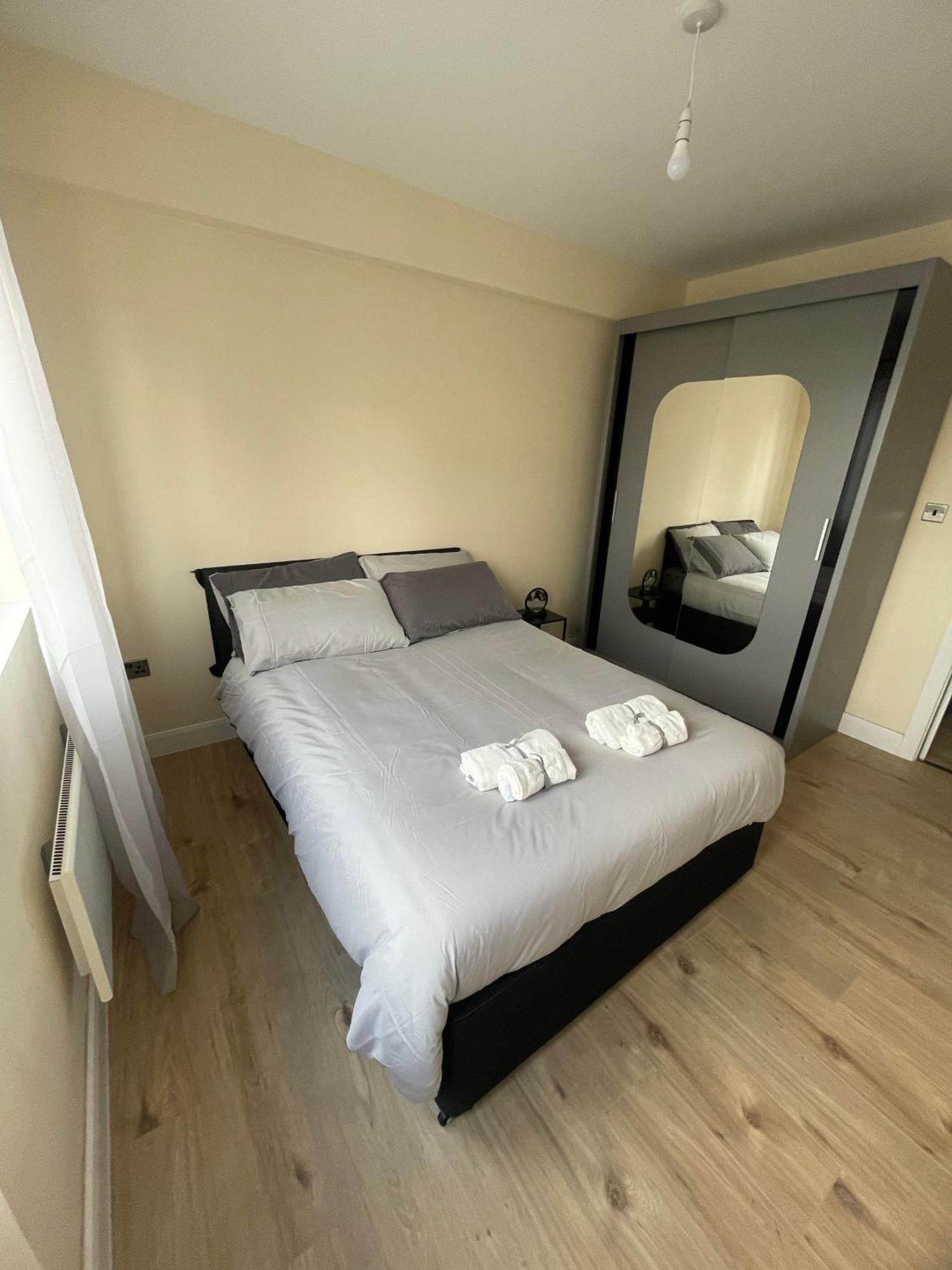 Wembley Stunning Modern * Londen