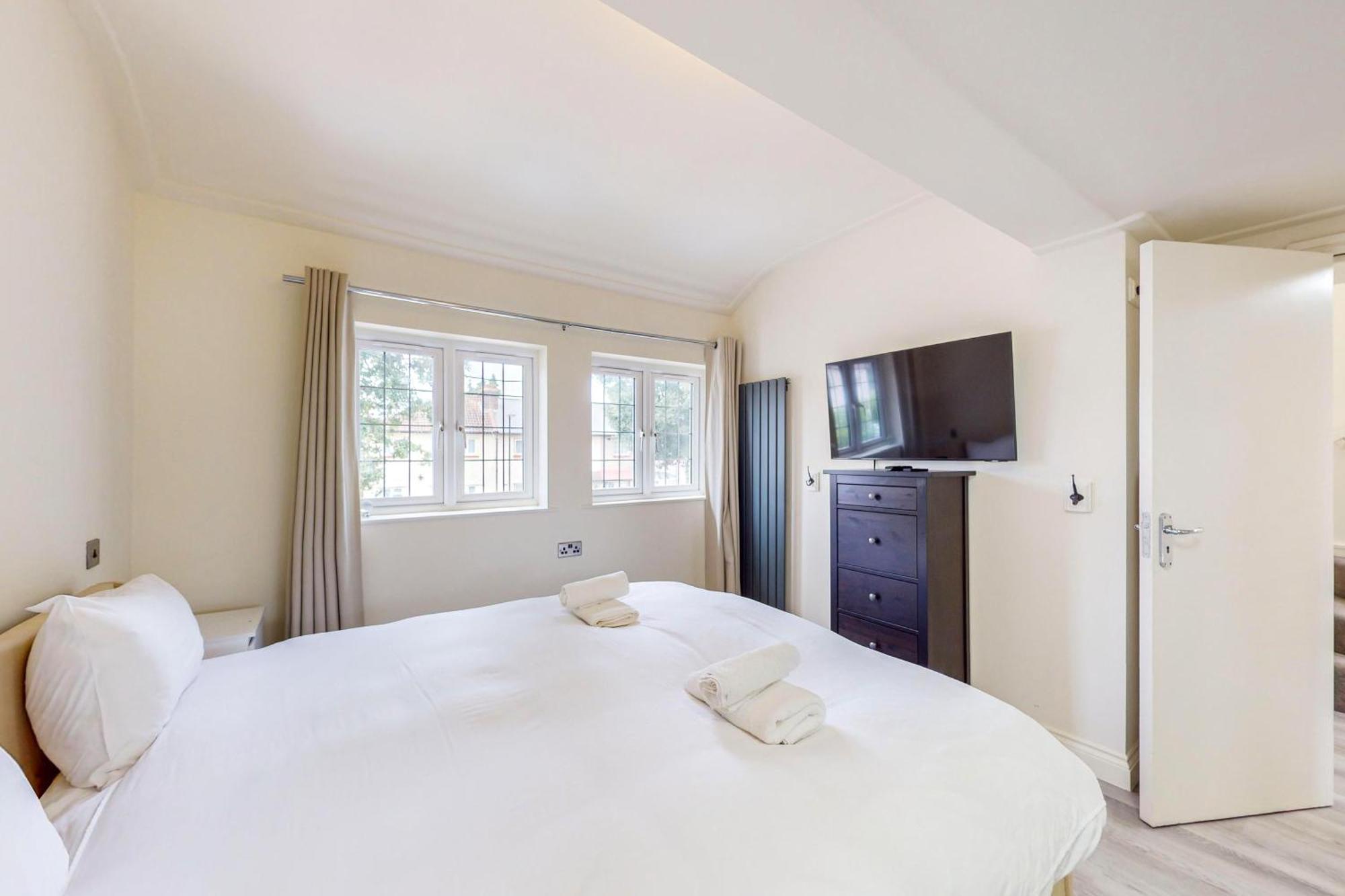 Vakantiehuis 2bed With Free Parking - 40min To Centre *