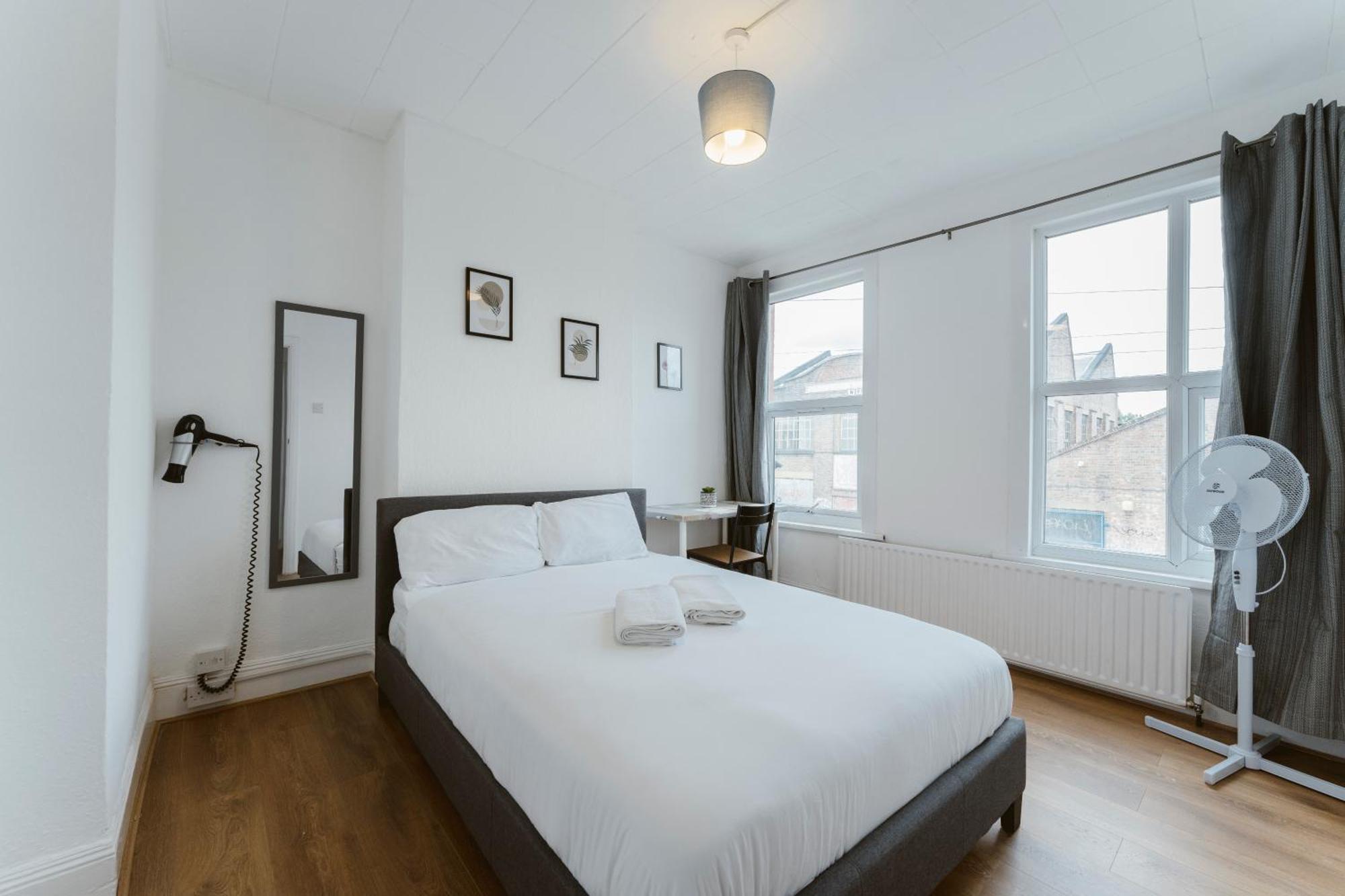 Guest house Manor House Great To