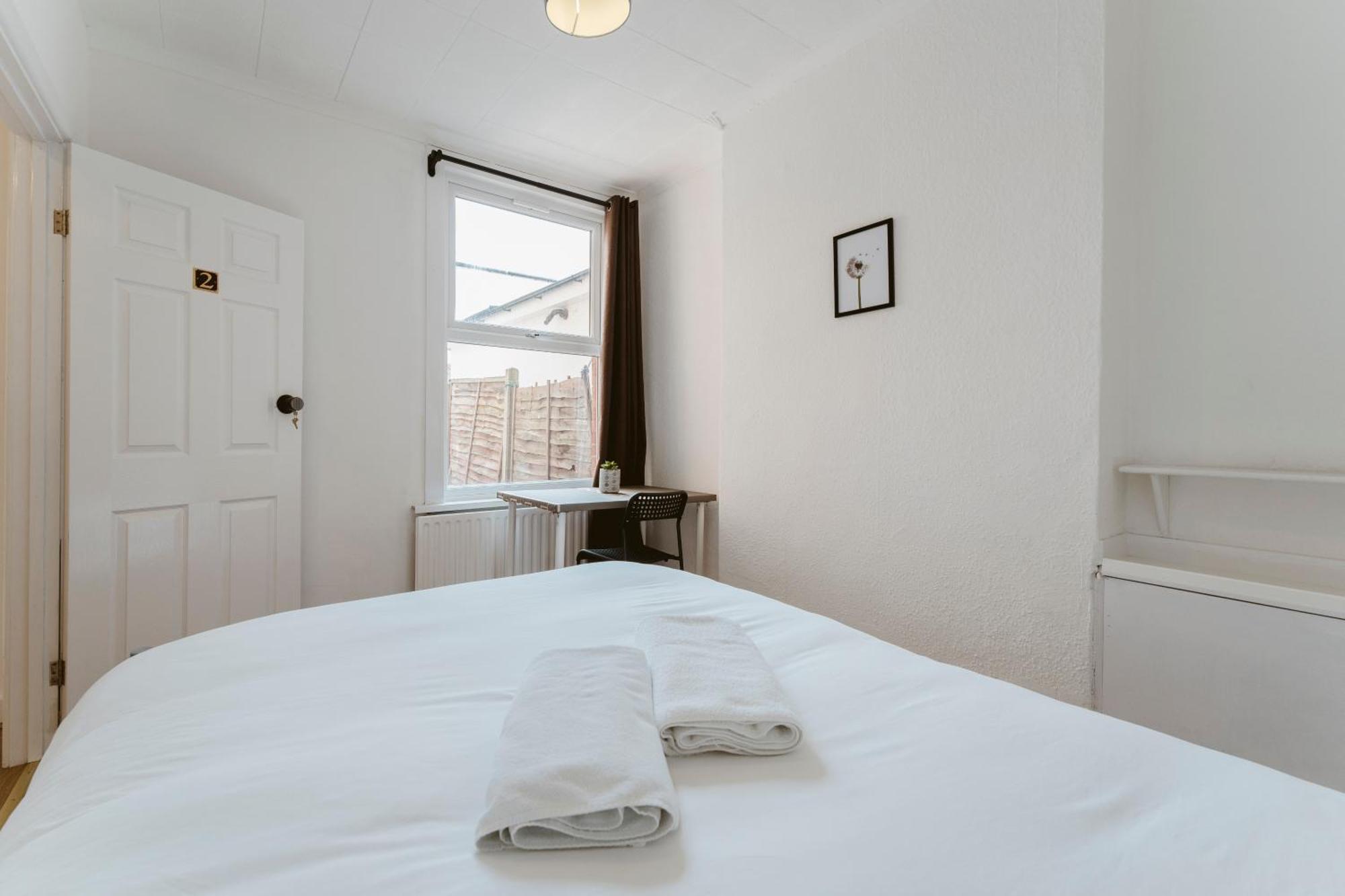 Manor House Great To London