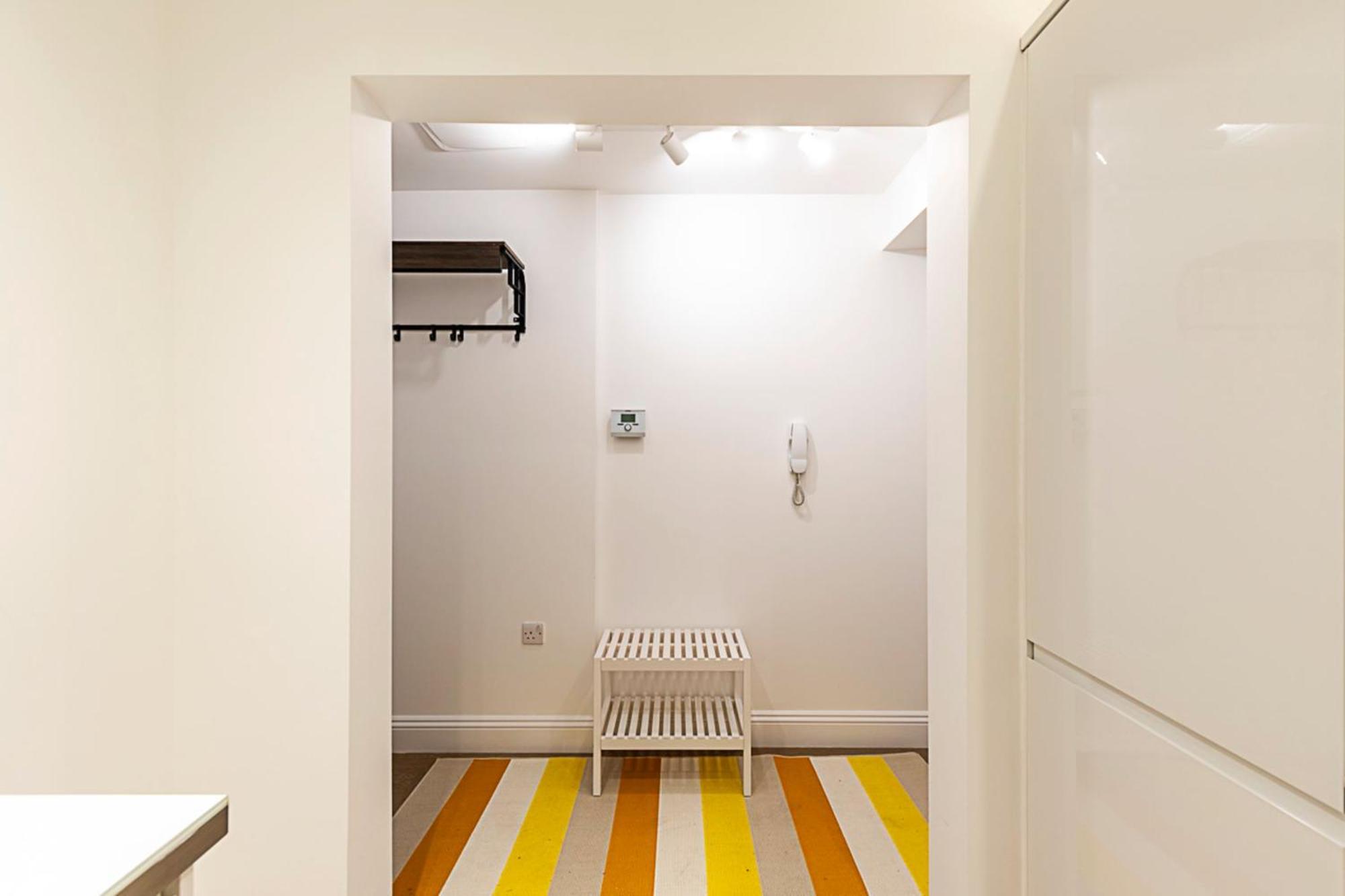 Apartment Charming And Modernised Edwardian Flat London