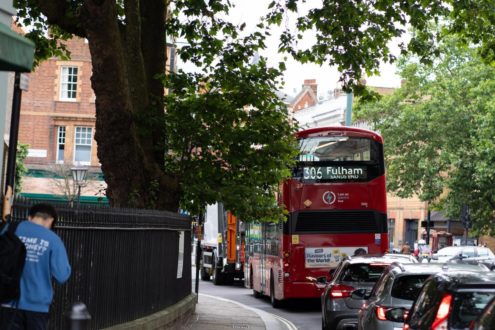 Fulham Luxury Close To Underground Newly Refurbished Hr Apartment *