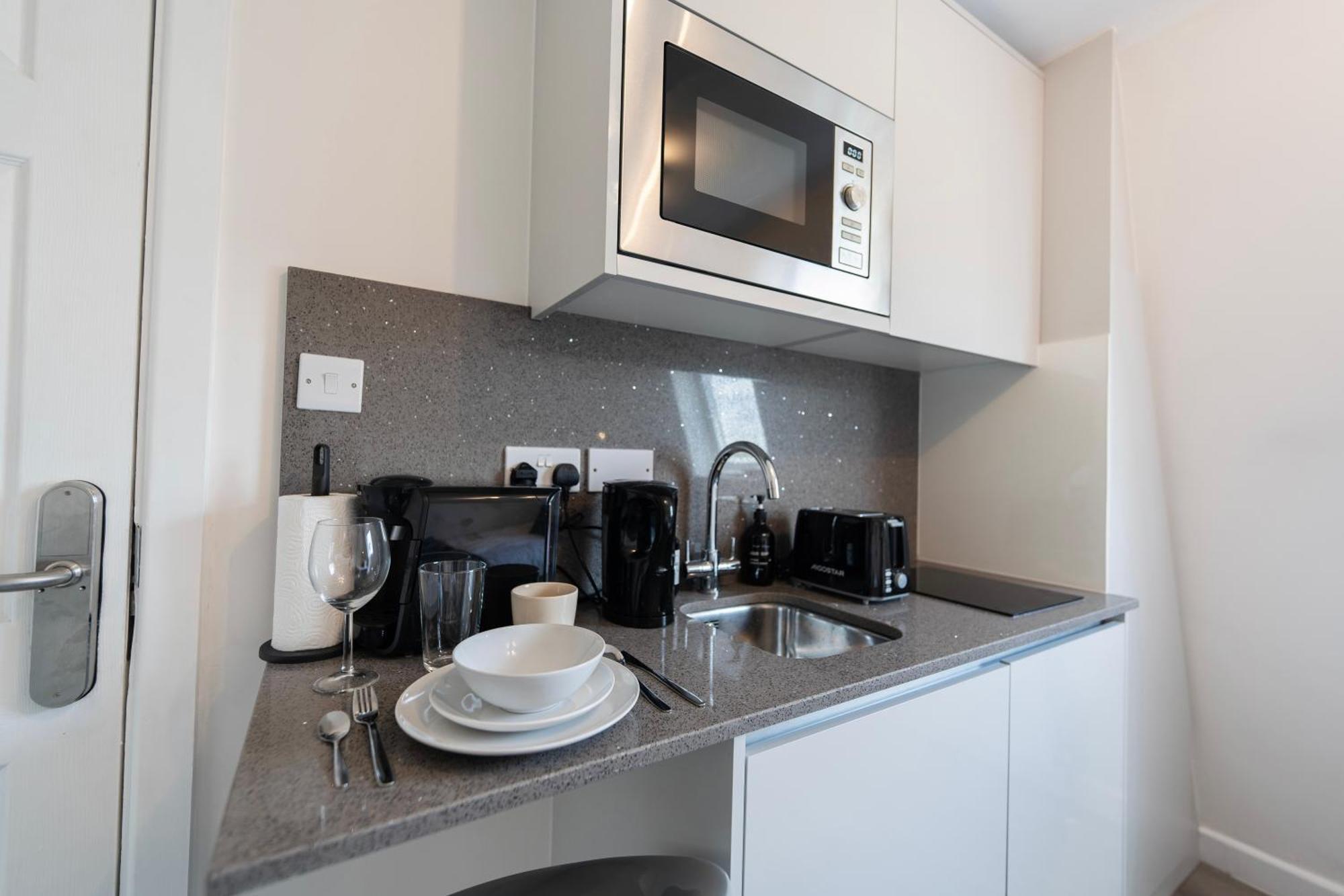 Apartment Fulham Luxury Close To Underground Newly Refurbished Hr *