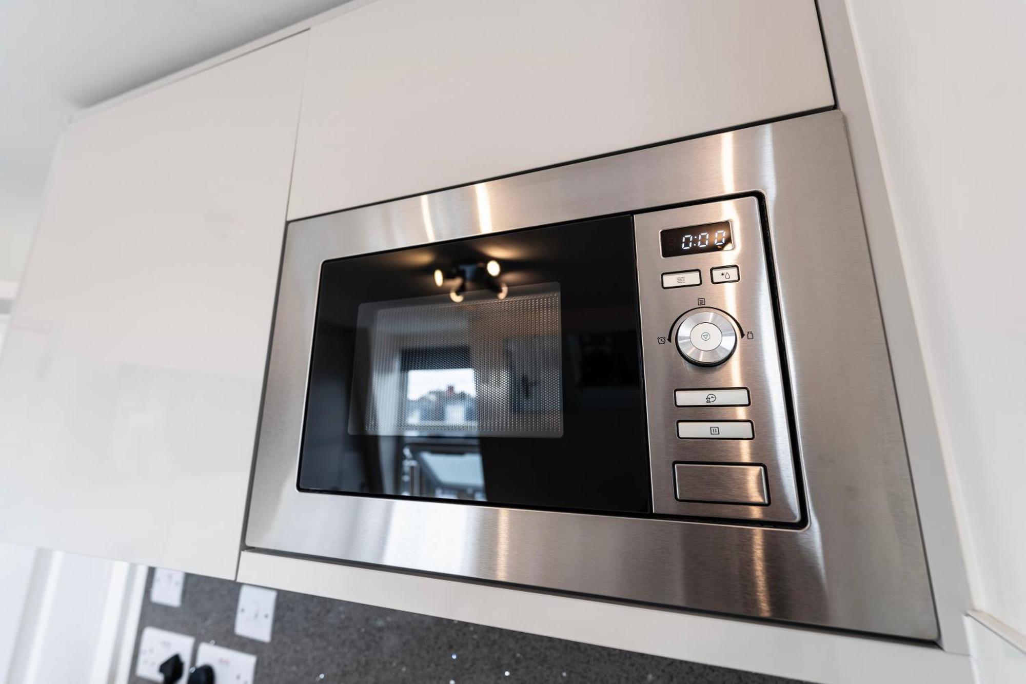 Fulham Luxury Close To Underground Newly Refurbished Hr Apartment London