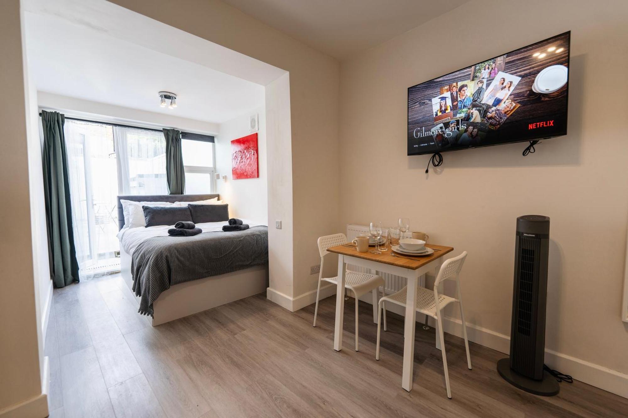 Fulham Luxury Close To Underground Newly Refurbished Hr Apartment