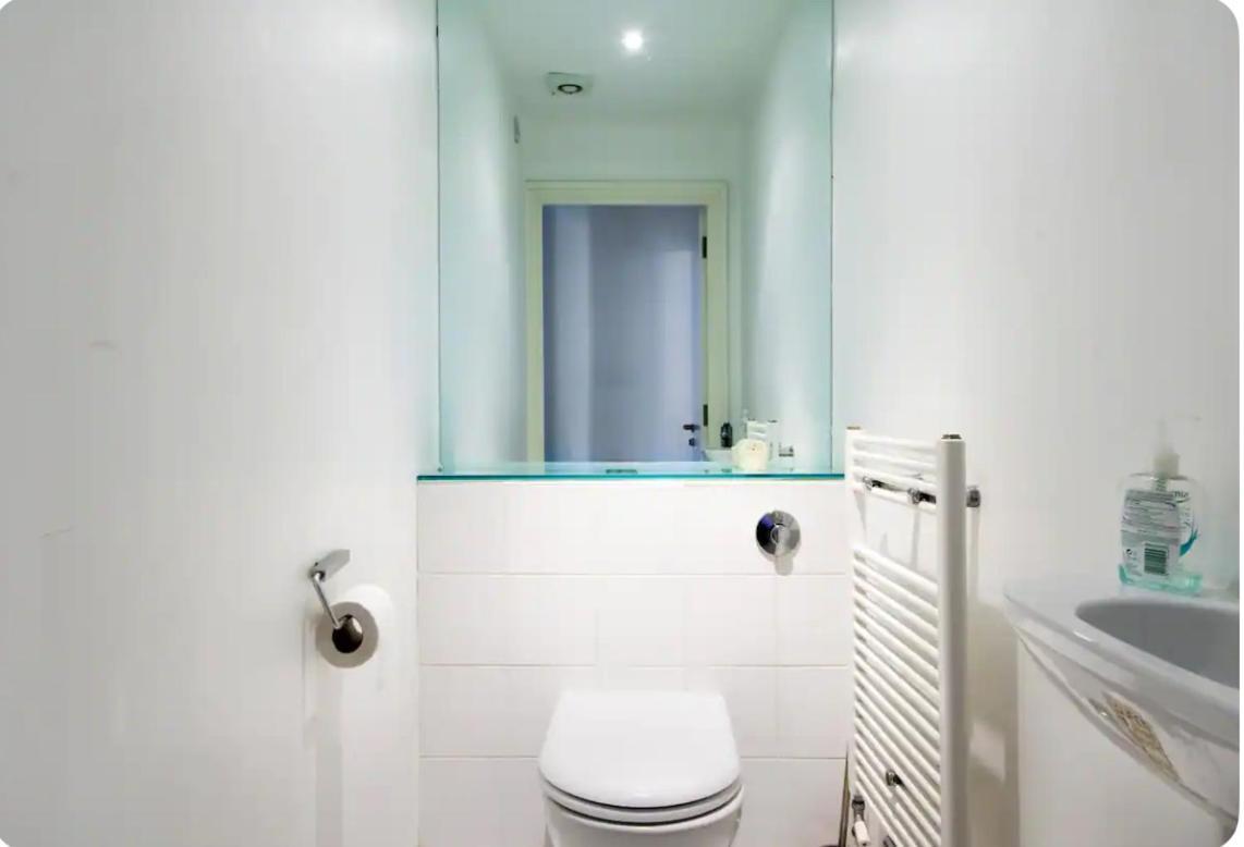 Lockable Ensuite In Modern Space With Shared Kitchen Fast Wifi Londen