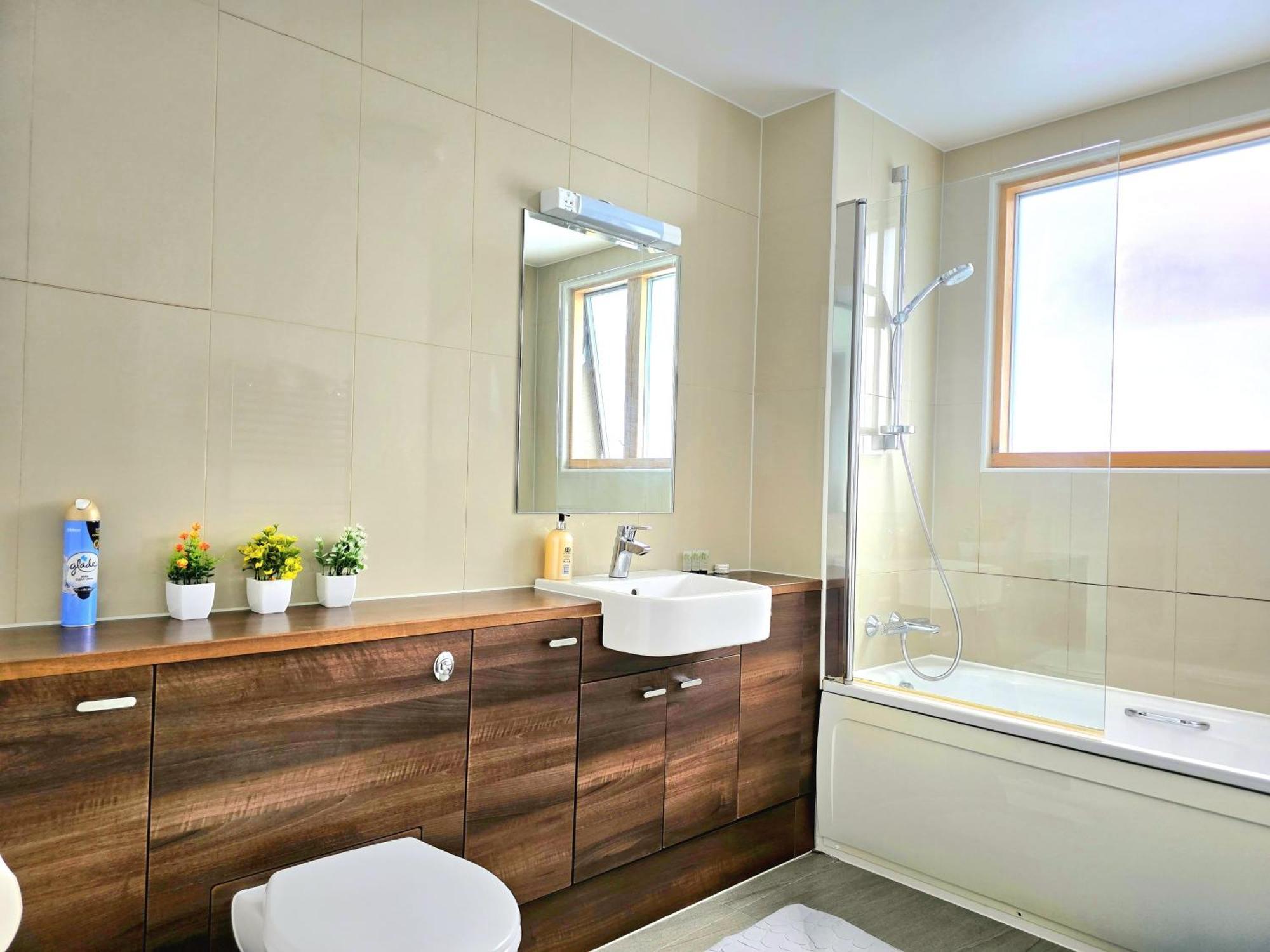 Spectacular 3Br 2Bath Rooftop Sky-Views With Parking Appartement