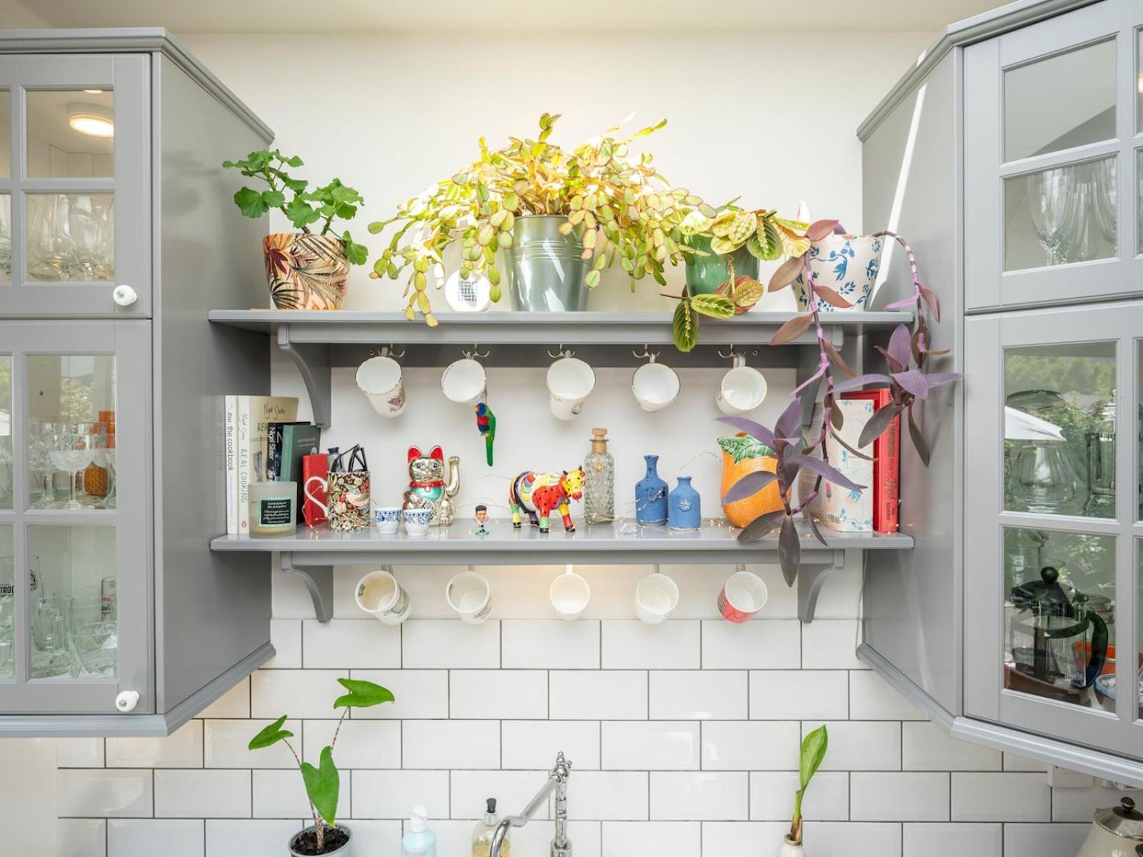 Pass The Keys Stylishly Designed Townhouse - Garden Oasis *
