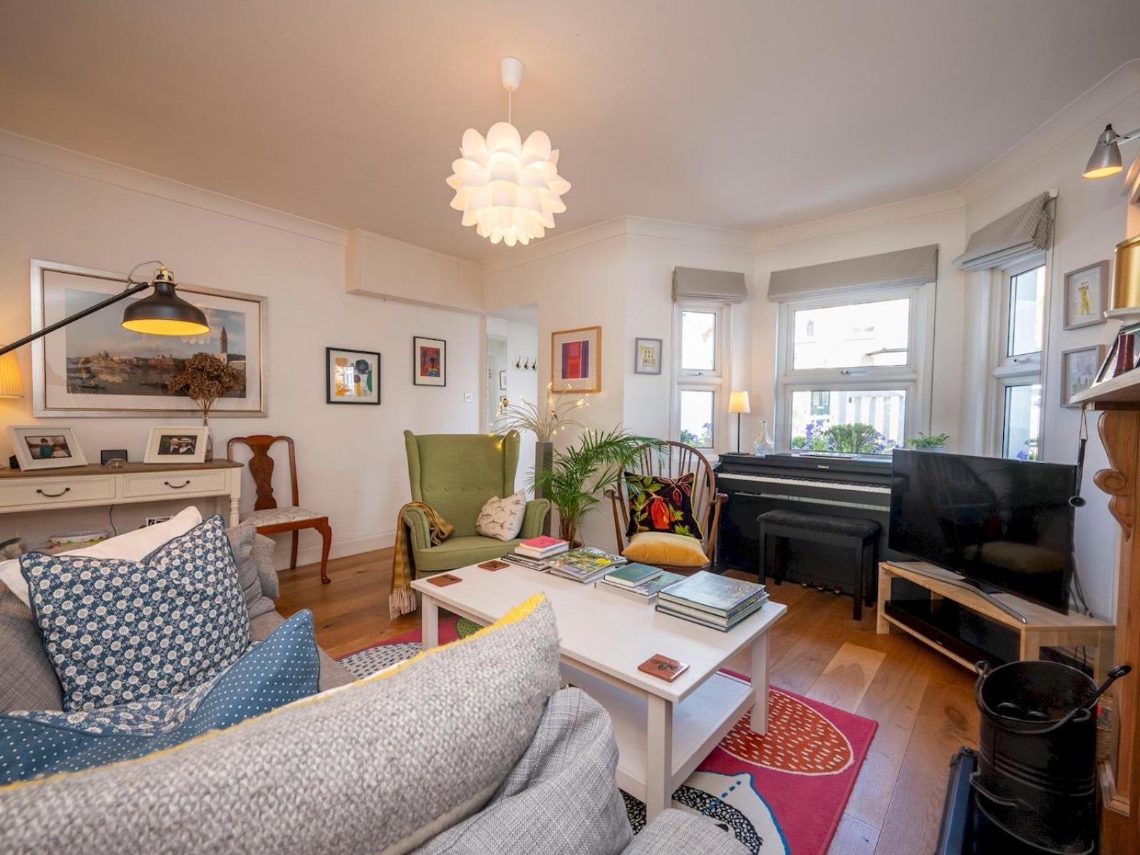 Holiday home Pass The Keys Stylishly Designed Townhouse - Garden Oasis