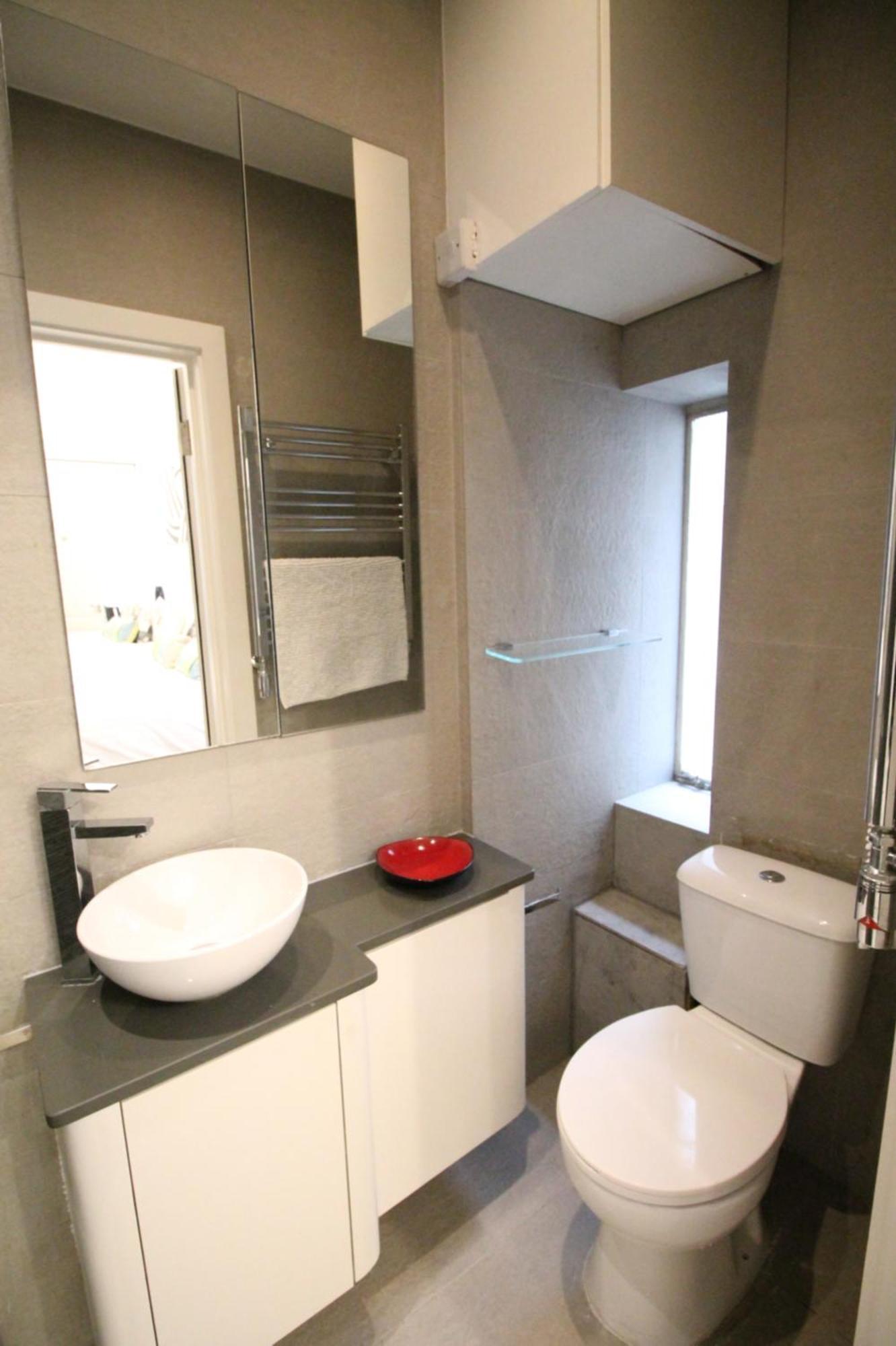Contemporary 3 Double Bedroom 2 Bathroom Haven In The Heart Of Chelsea Exquisite With A Designer's Touch Londres
