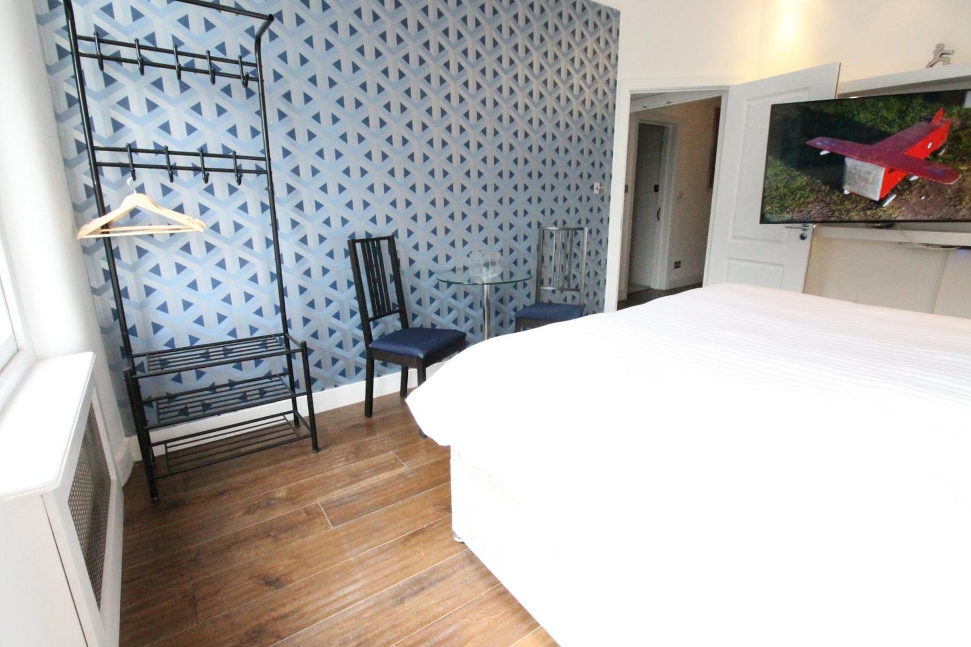 Contemporary 3 Double Bedroom 2 Bathroom Haven In The Heart Of Chelsea Exquisite With A Designer's Touch Apartamento