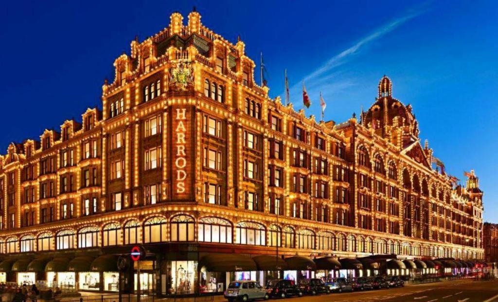 Charming Comfy By Kensington * London