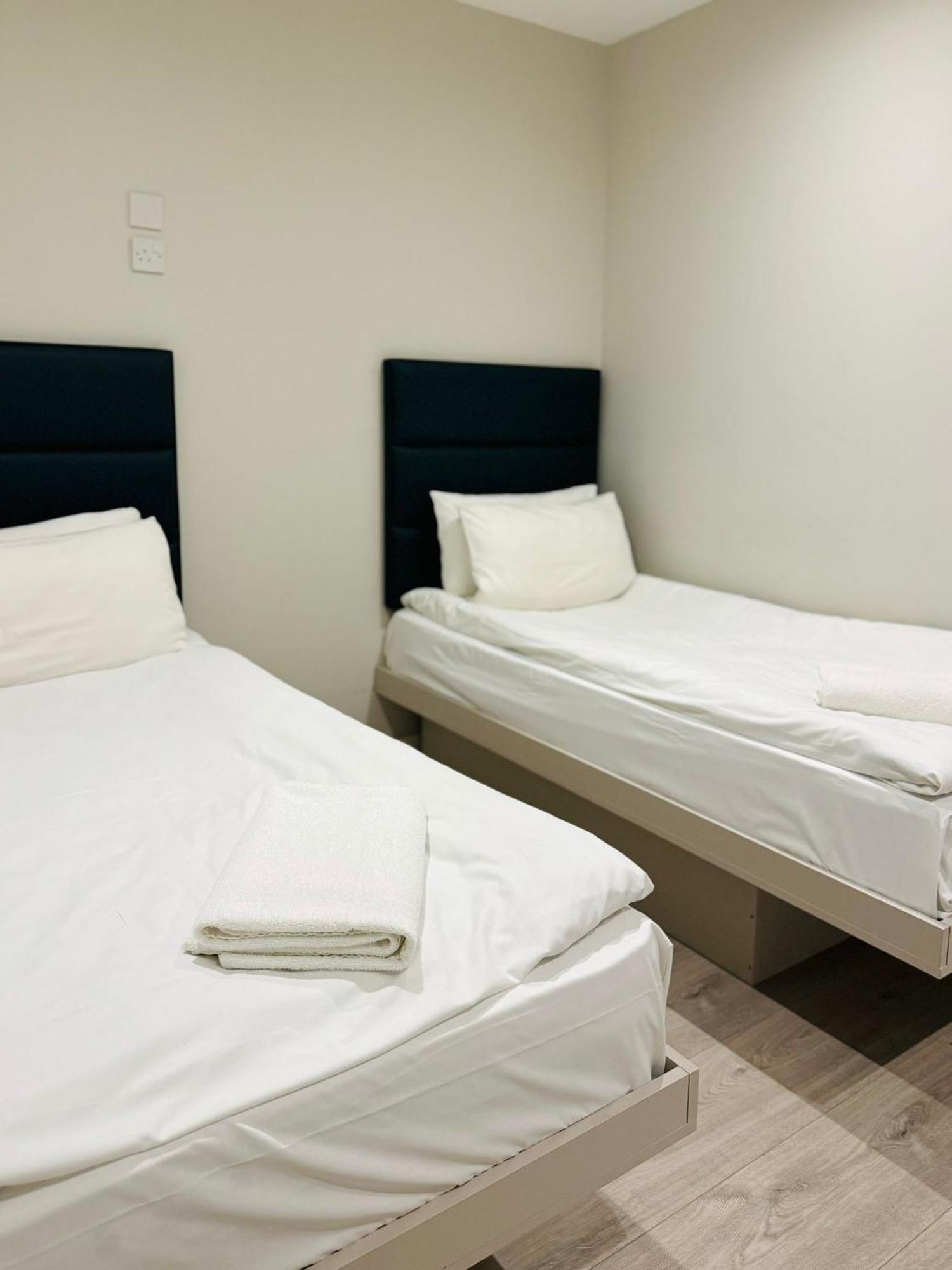 Victoria Aparthotel