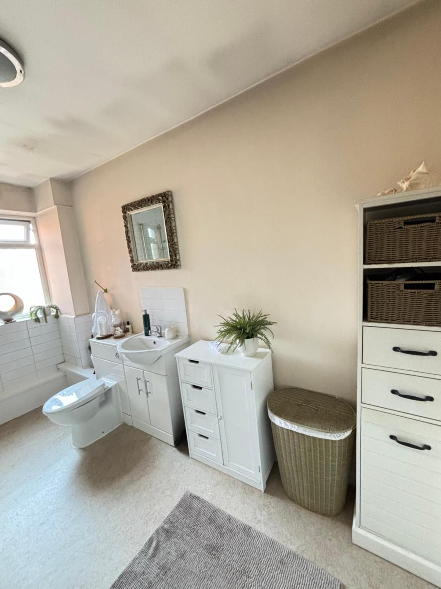 Holiday home City Airport Serviced House