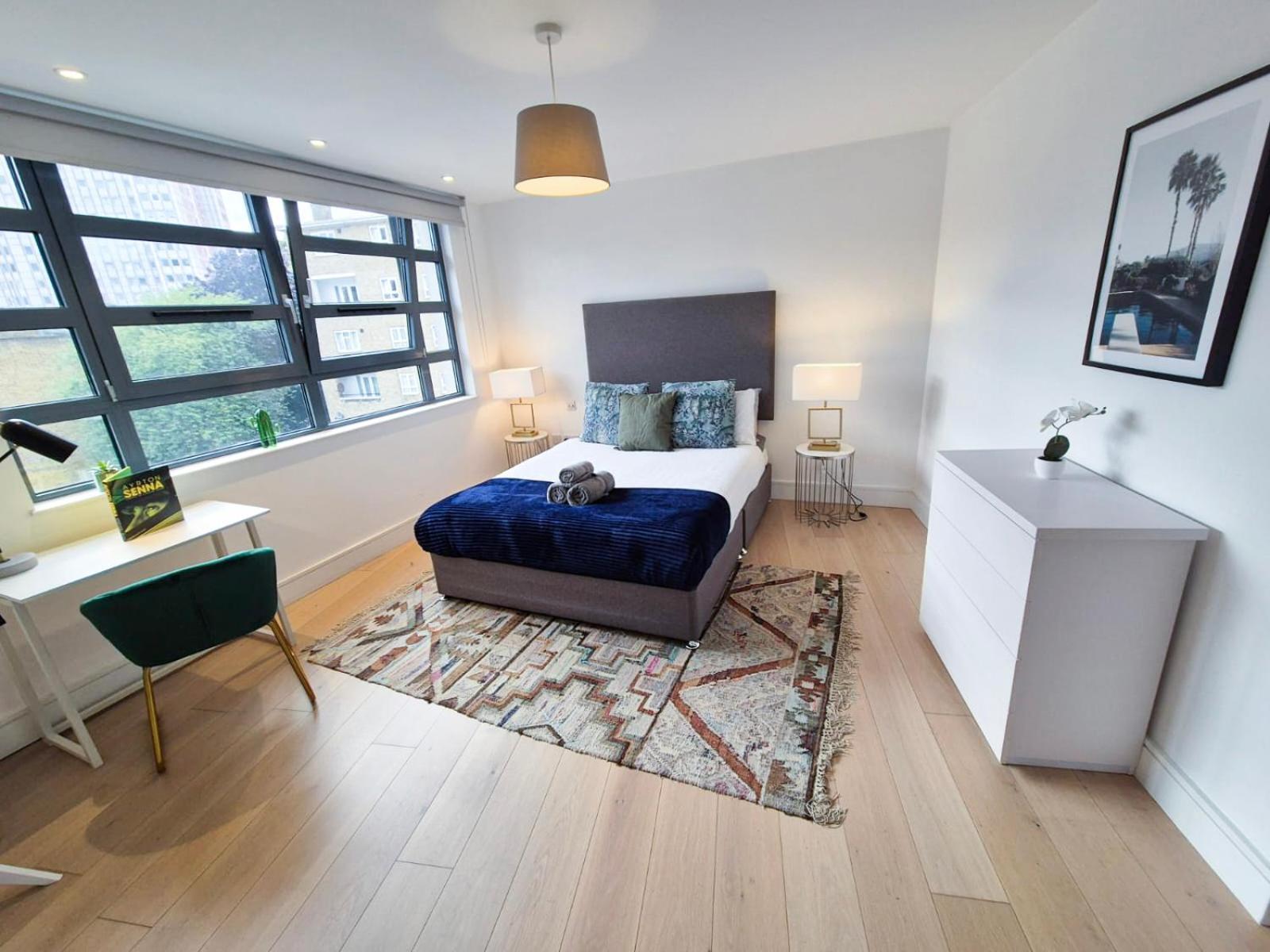 Modern & 3bedroom Flat With Pvt Balcony Steps From Regent's Park